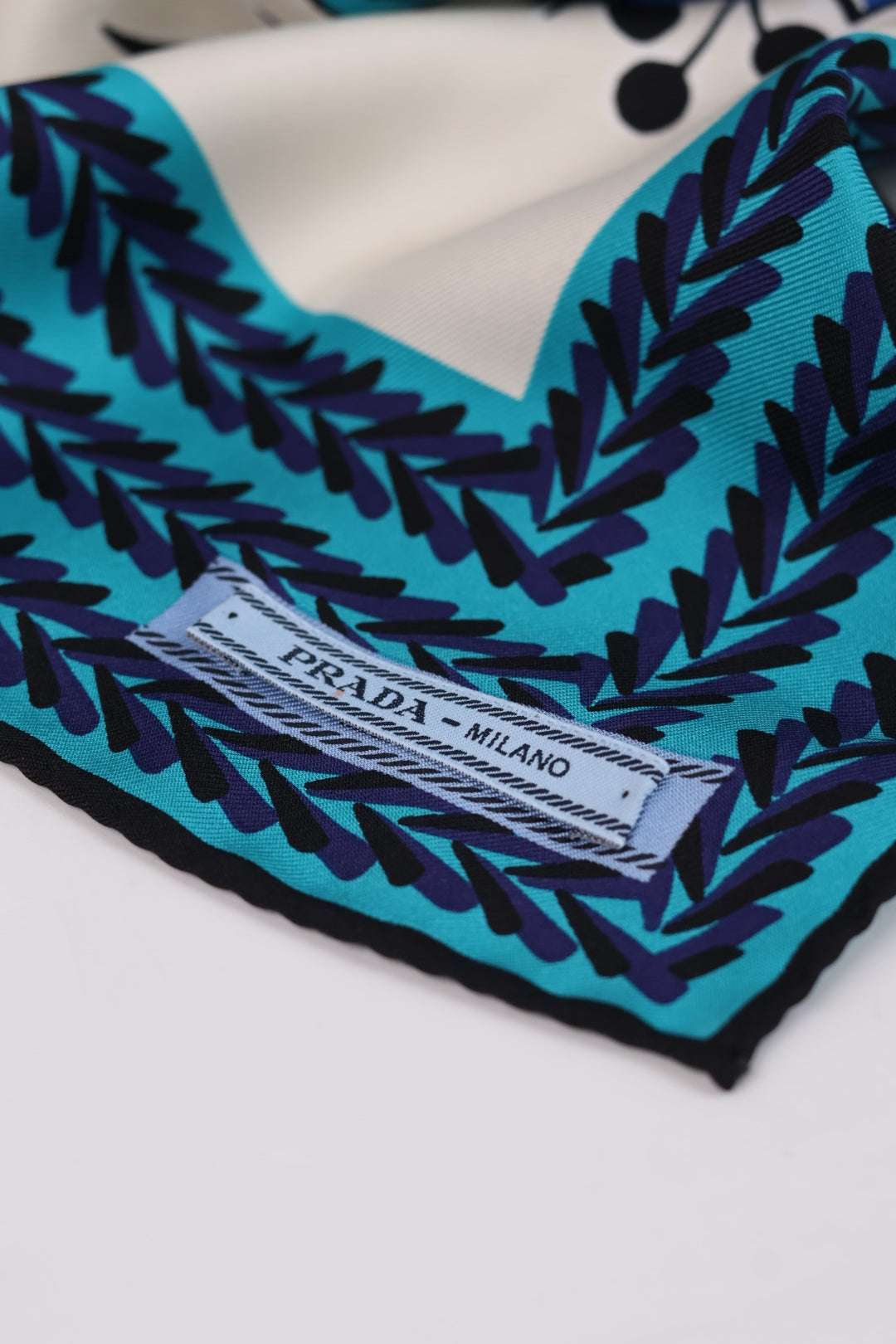 Prada Foulard Floreale