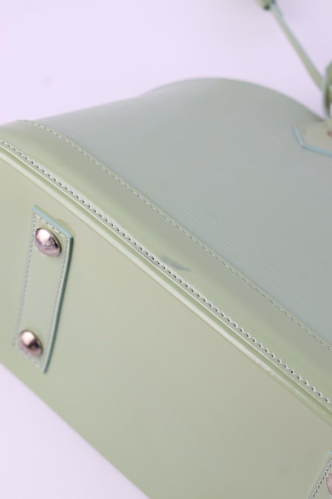 Louis Vuitton Alma Pm Epi Vernis