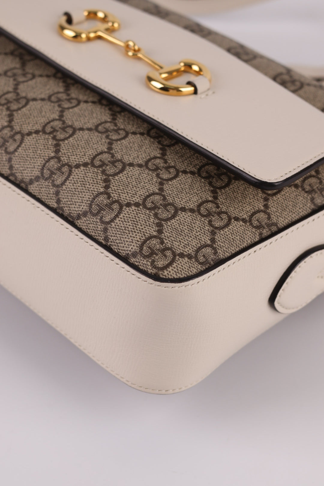 Gucci Horsebit Camera Bag GG Supreme