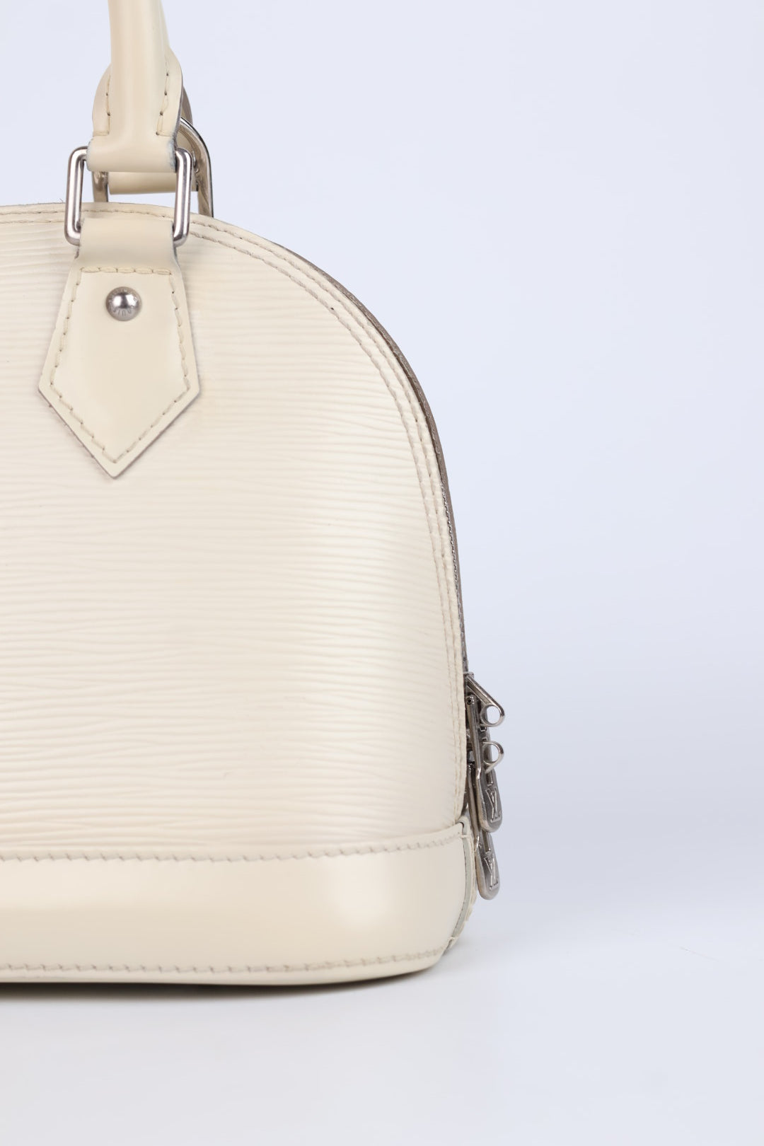Louis Vuitton Alma BB Epi
