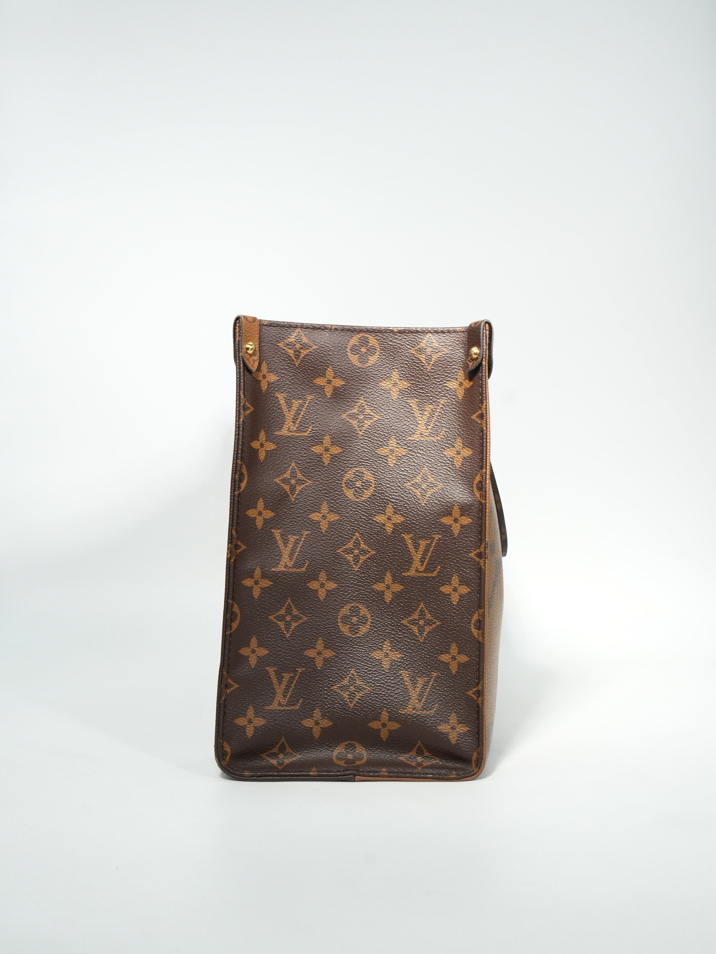 Louis Vuitton OnTheGo MM