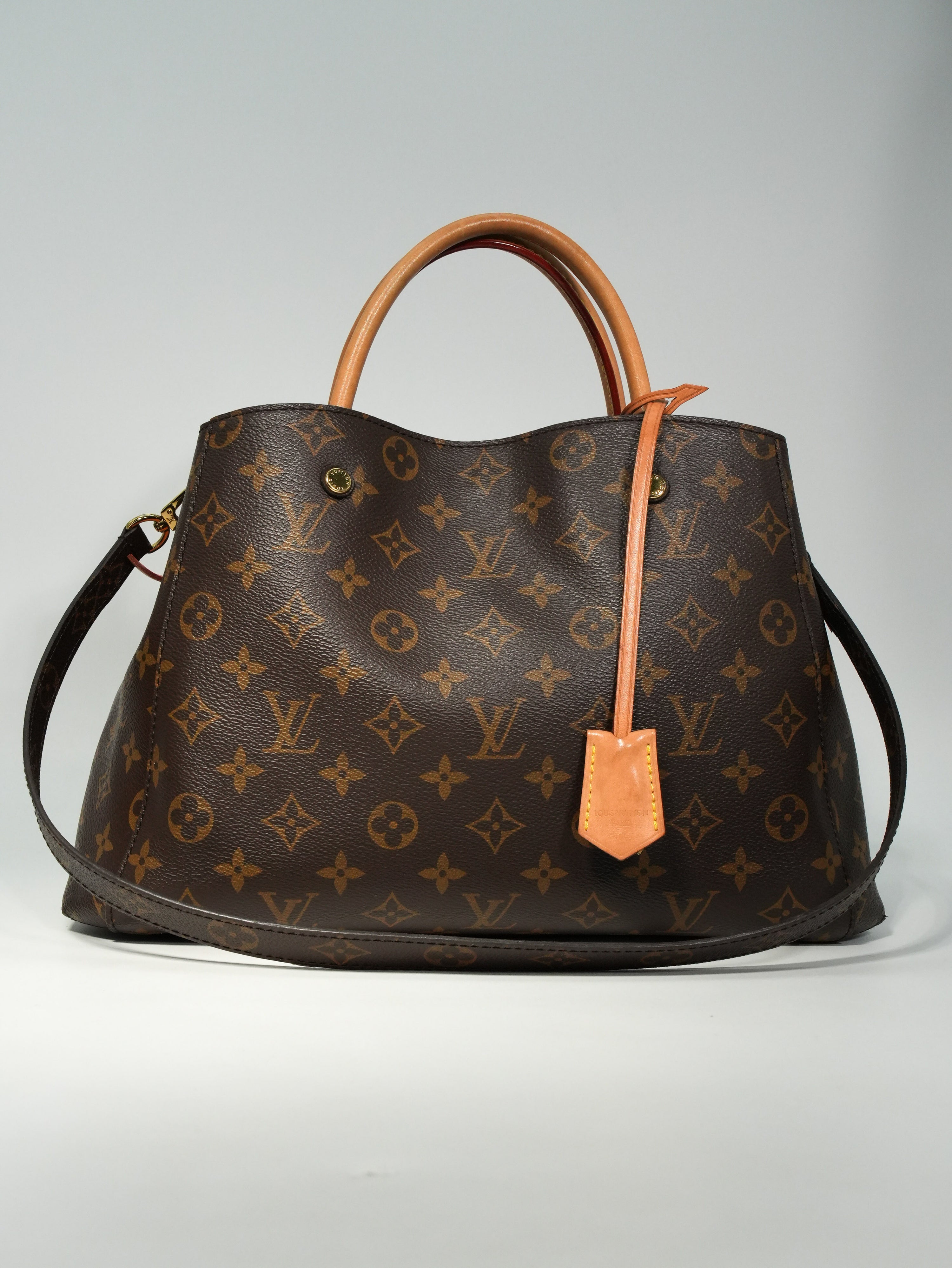 Louis Vuitton Montaigne MM