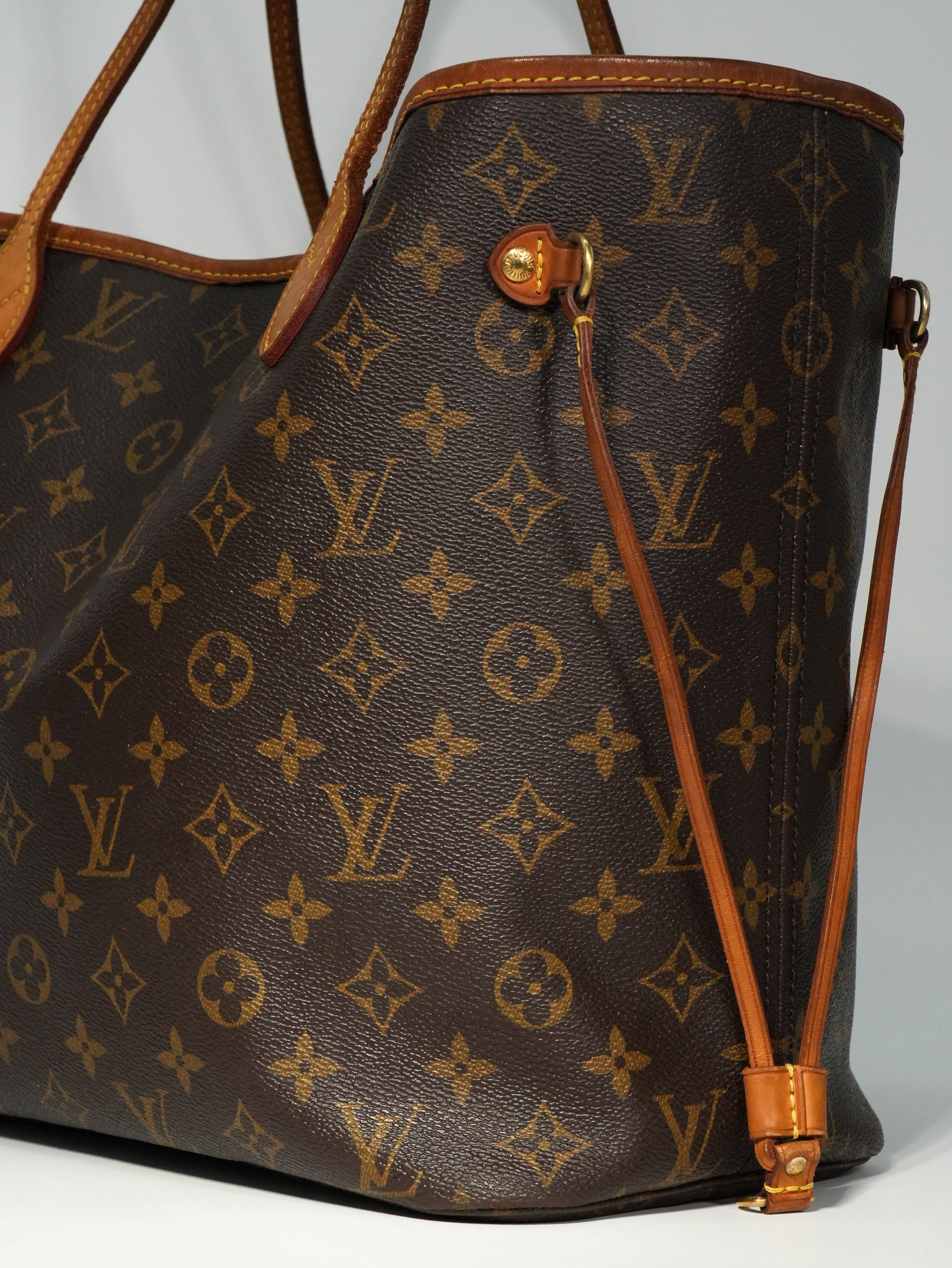 Louis Vuitton Neverfull MM Monogram