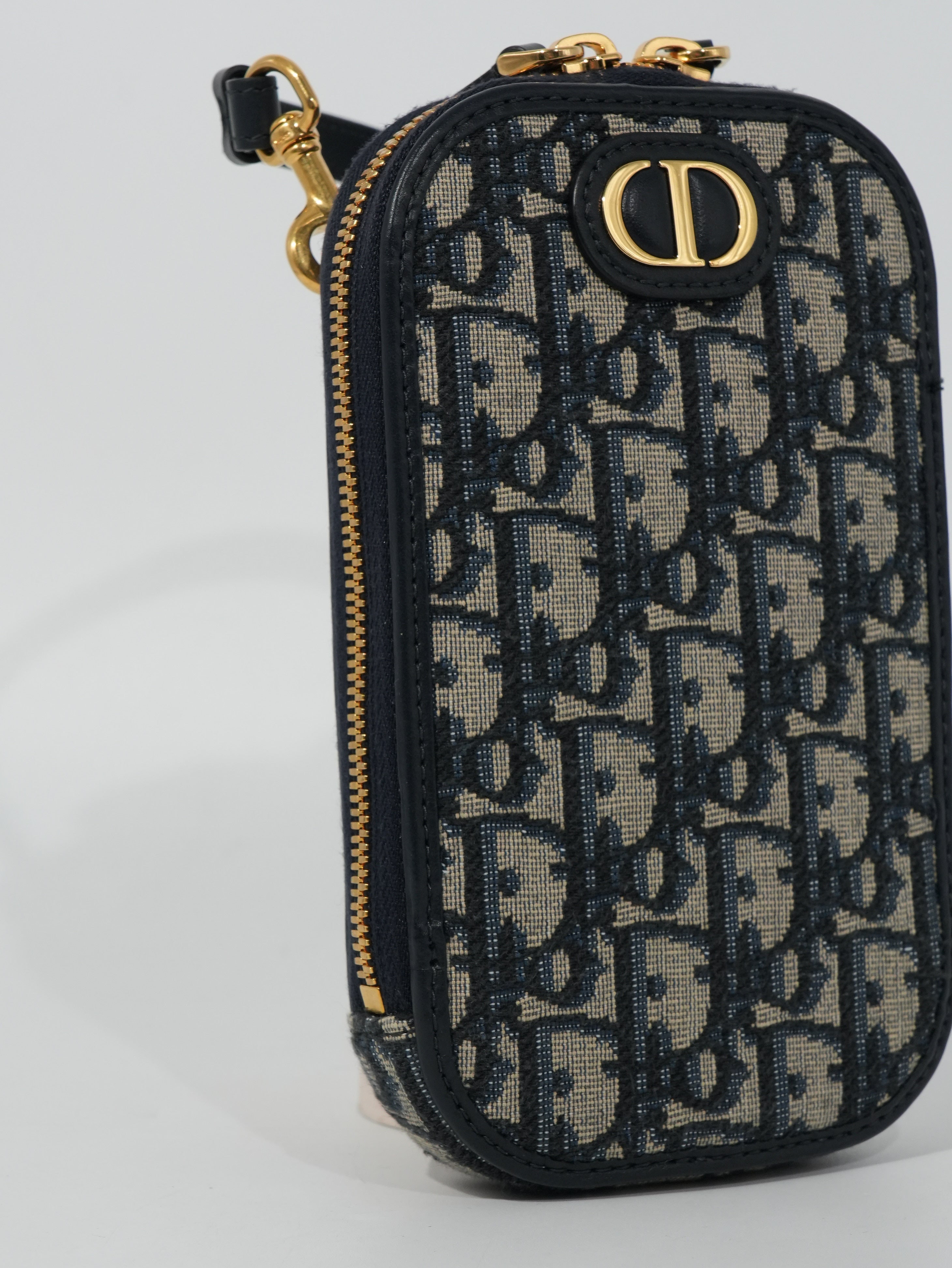 Dior Call’in 30 Montaigne