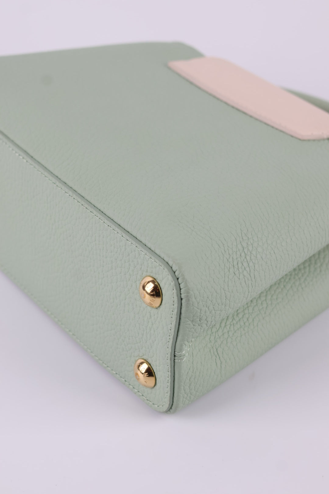 Louis Vuitton Capucines BB