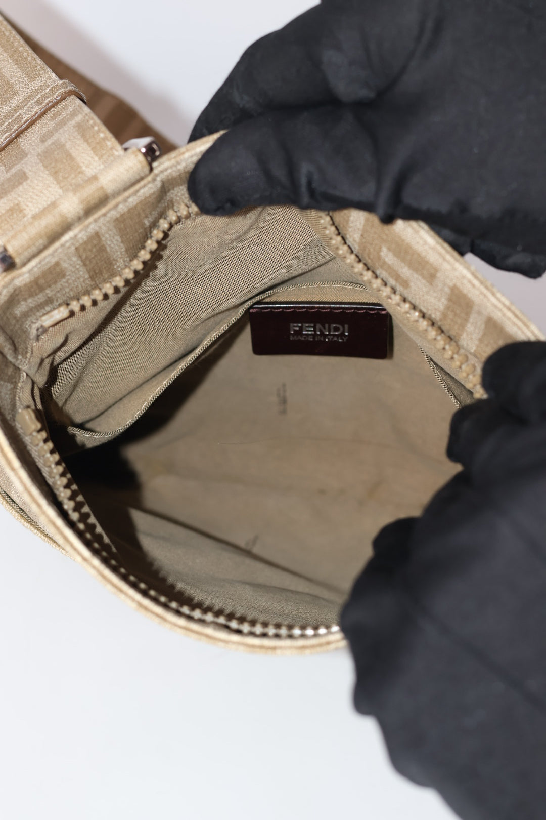 Fendi Messenger FF Logo