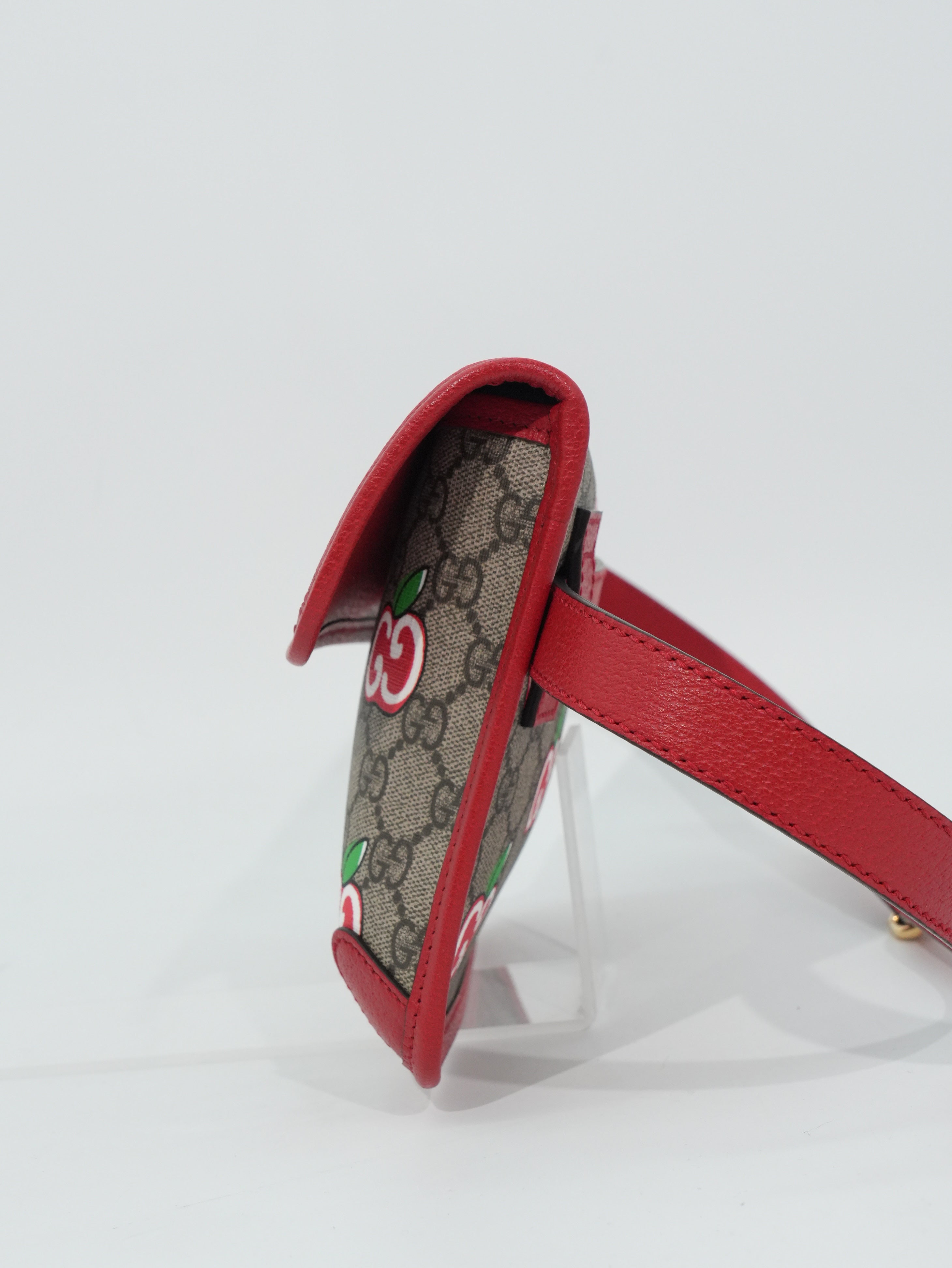 Gucci Marsupio Apple GG Supreme