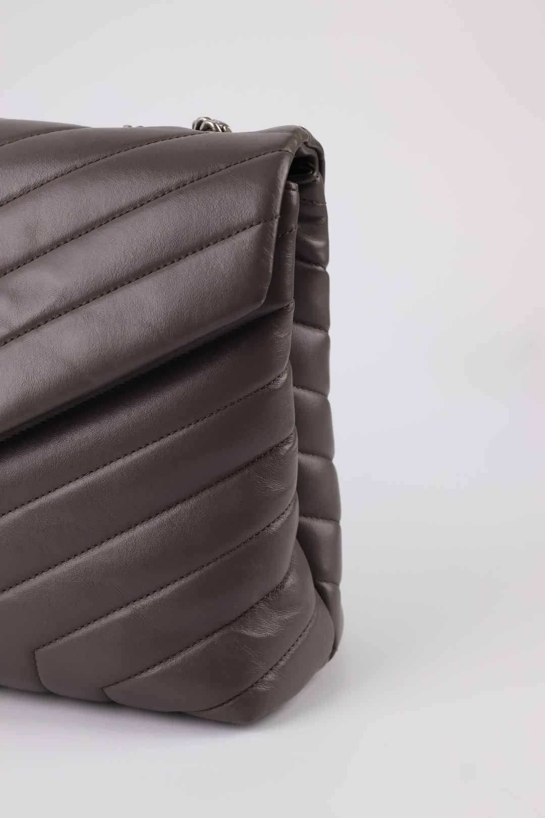 Saint Laurent Lou Lou Medium