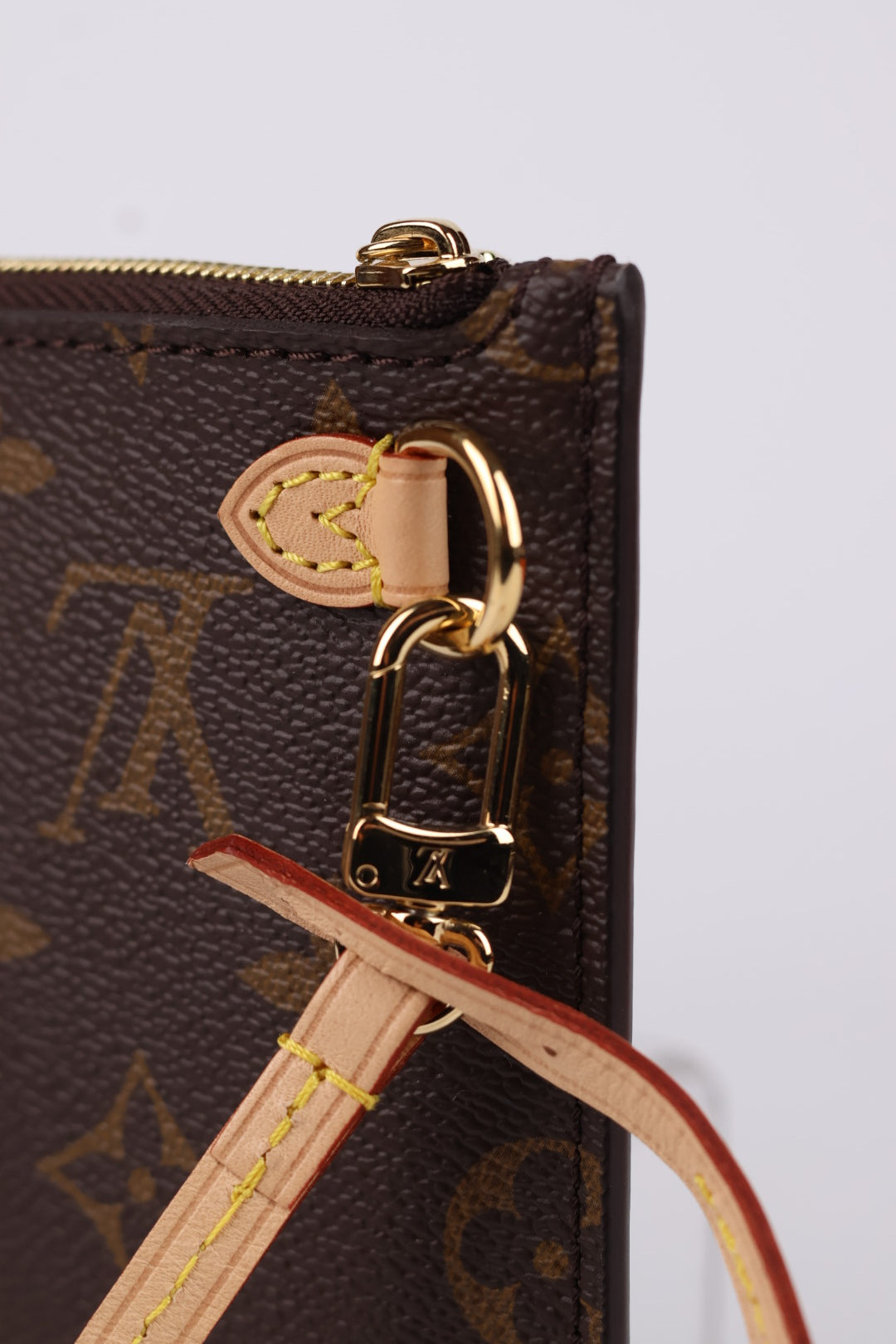 Louis Vuitton Clutch Monogram