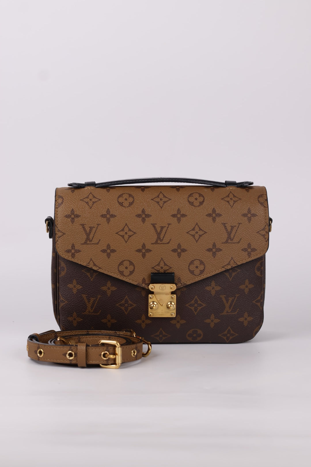 Louis Vuitton Métis Reverse