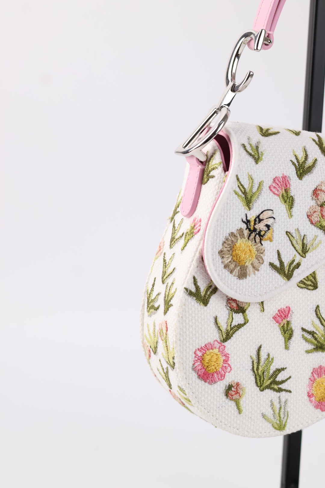 Dior Saddle Piccola Daisy Garden