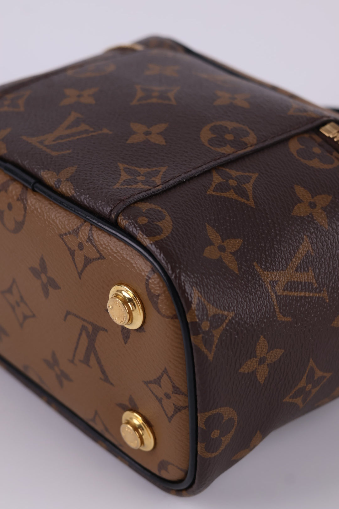 Louis Vuitton Vanity Monogram