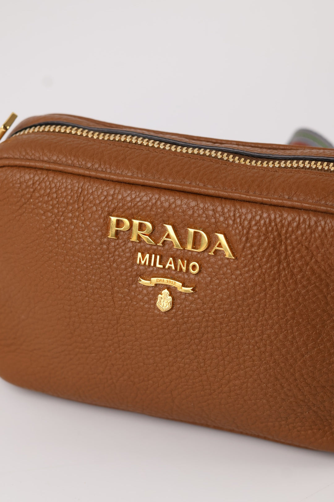 Prada Mini Camera Bag in Pelle