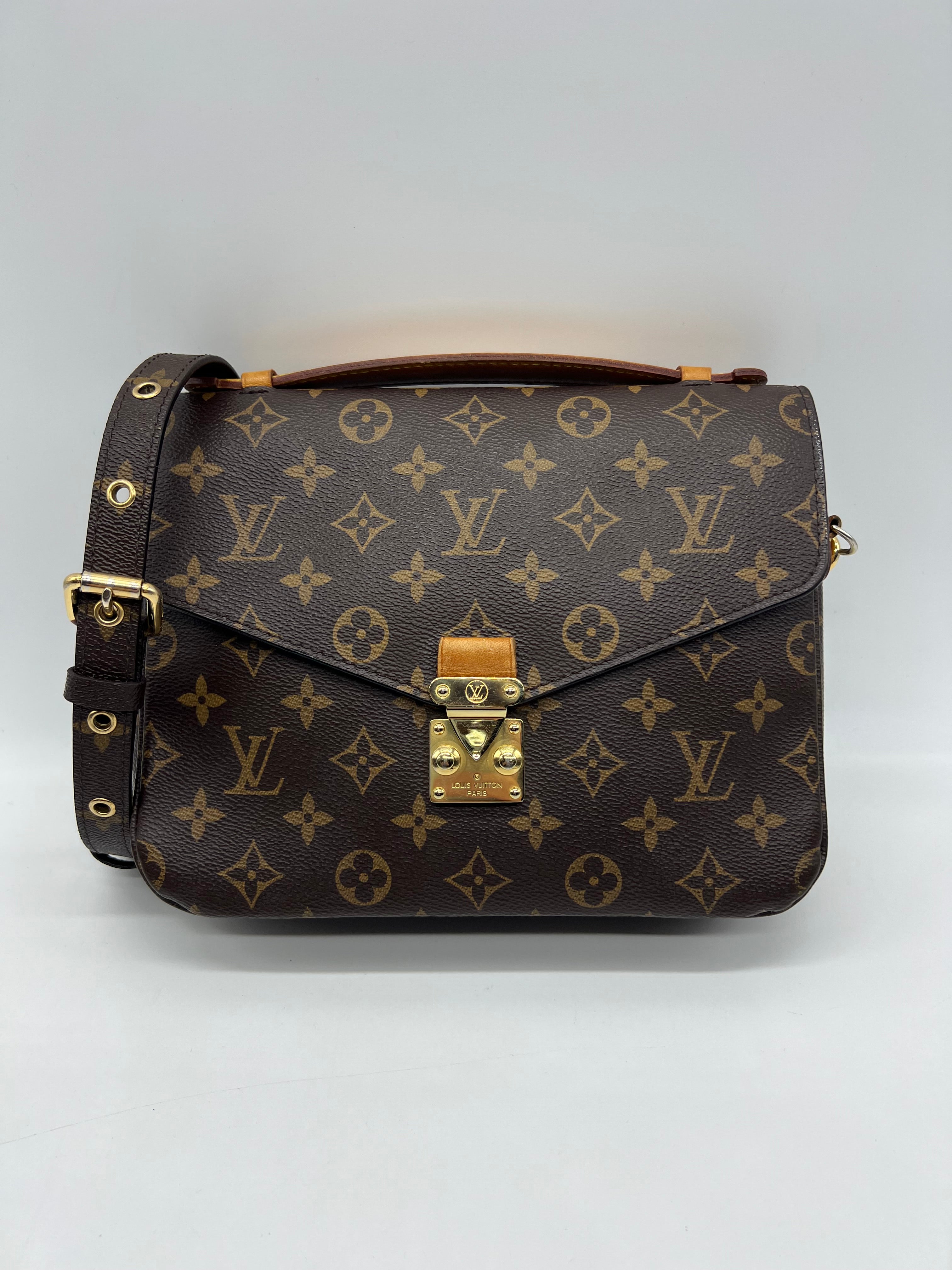 Louis Vuitton Métis Monogram