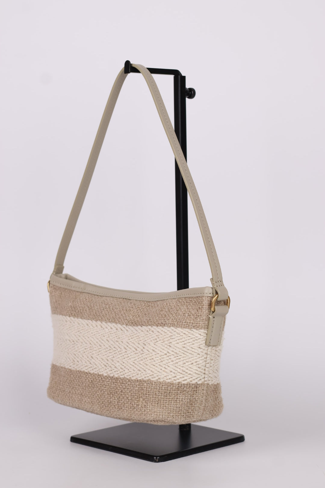 Burberry Sling Rafia