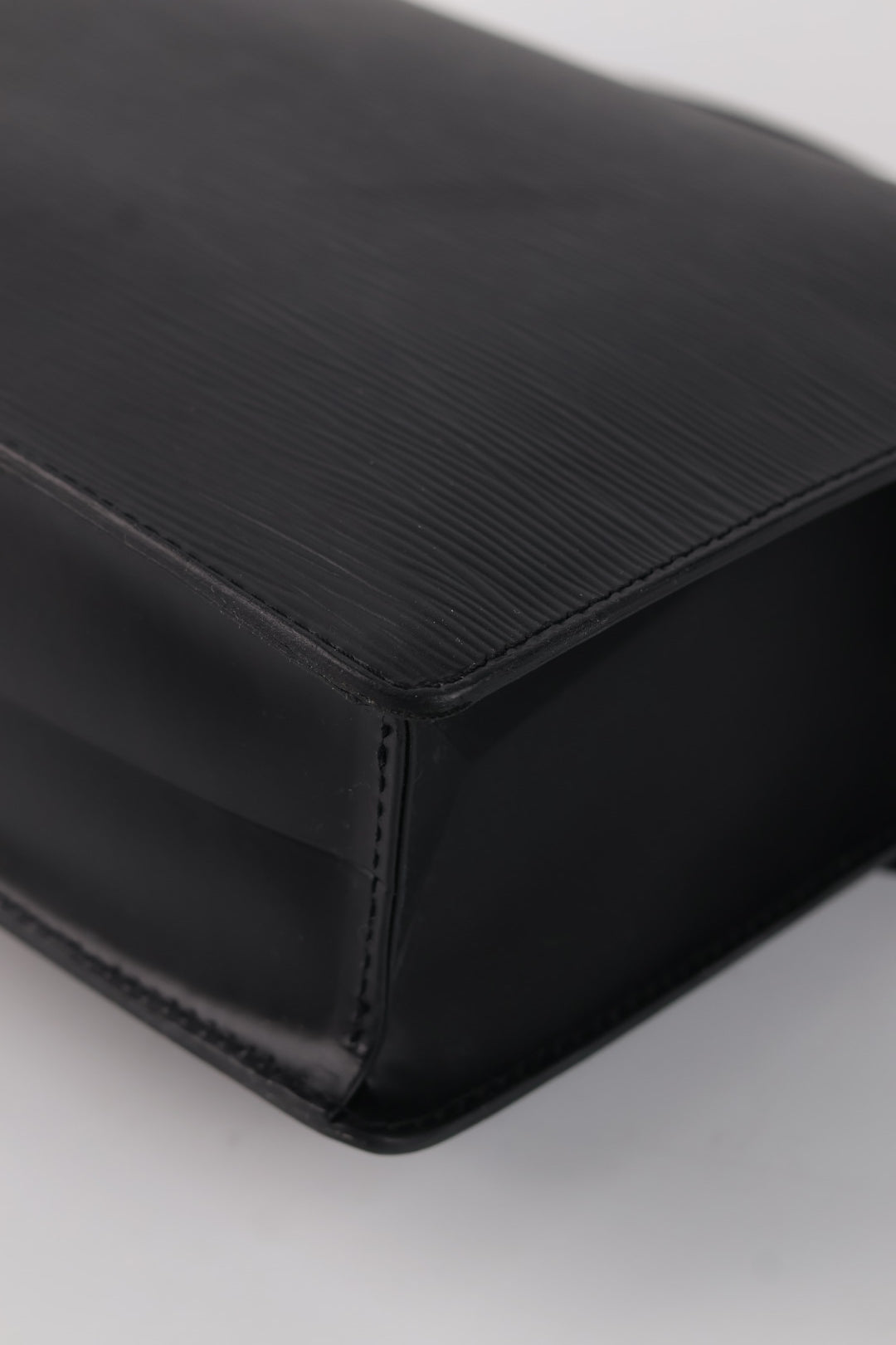 Louis Vuitton Monceau Epi