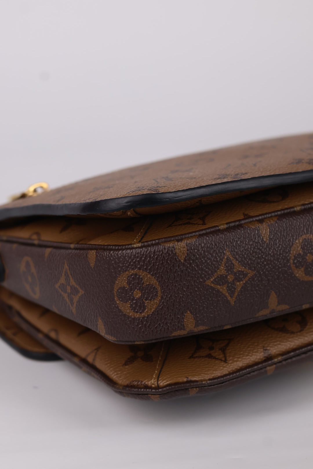 Louis Vuitton Métis Reverse
