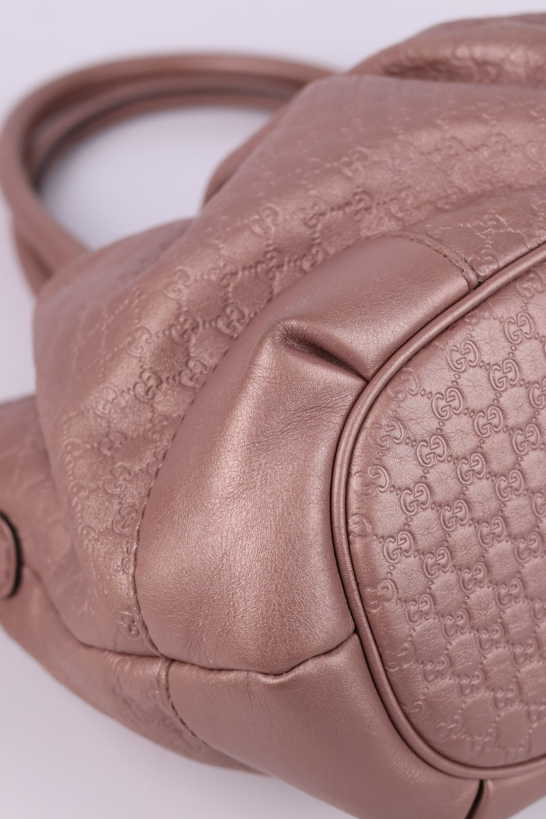 Gucci Sukey Small GG Microguccissima