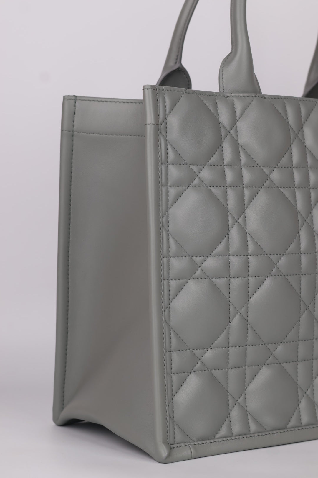 Dior Book Tote Macrocannage Media
