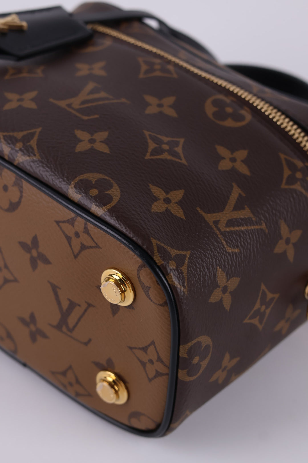 Louis Vuitton Vanity Monogram