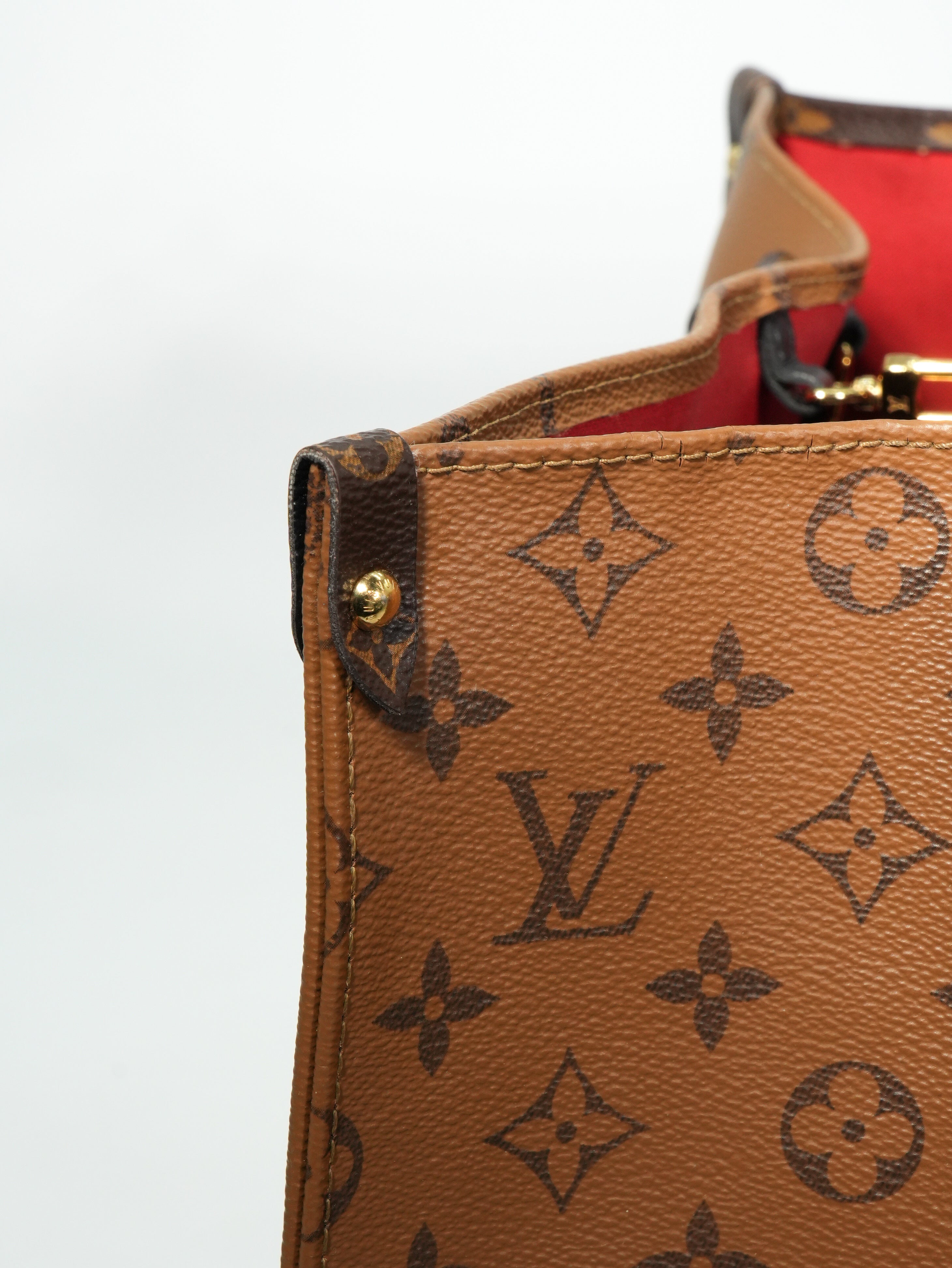 Louis Vuitton OnTheGo MM