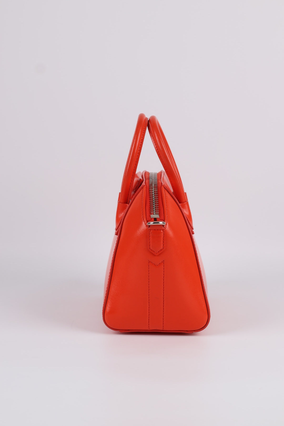 Givenchy Mini Antigona in Pelle