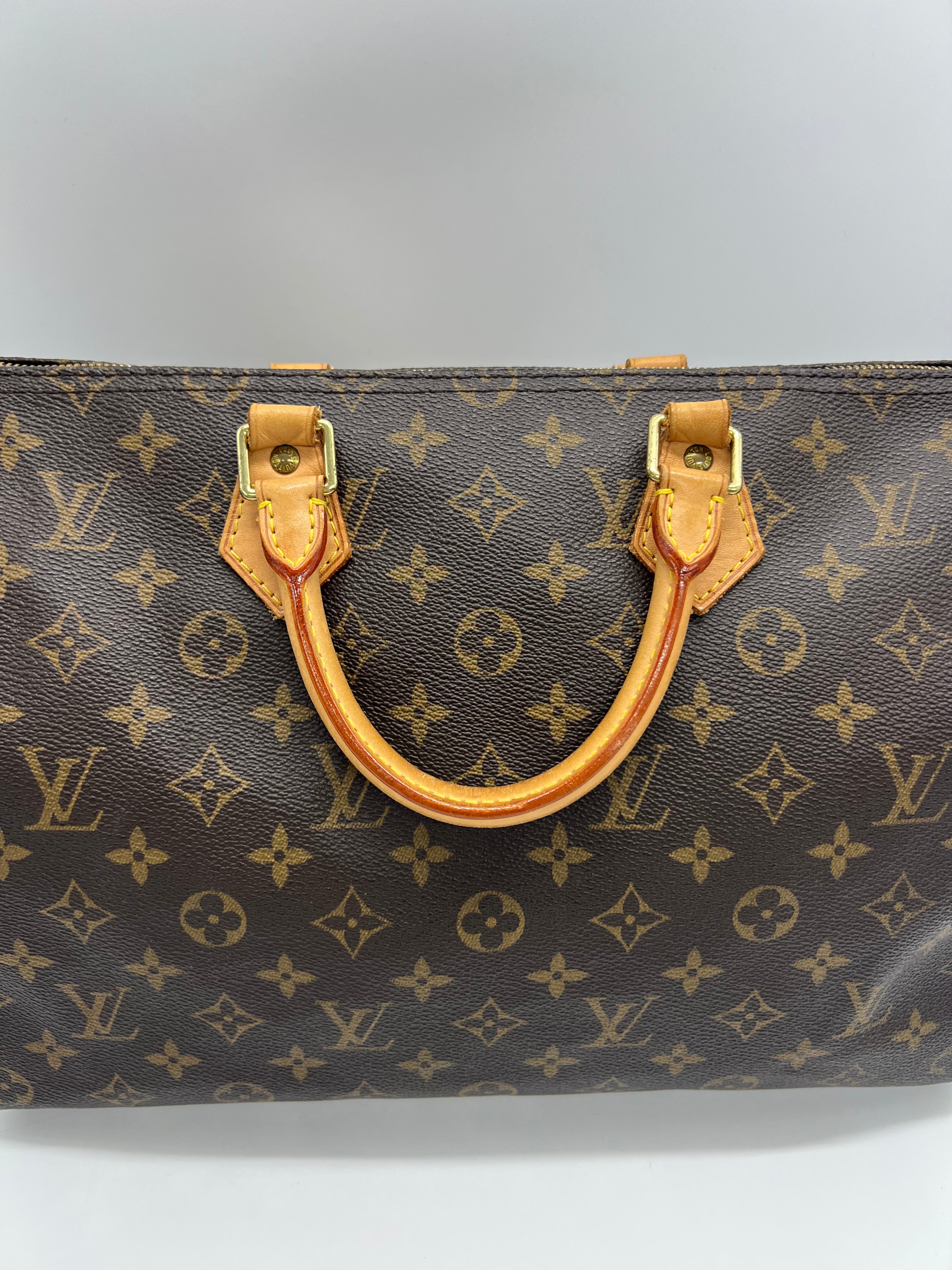 Louis Vuitton Speedy 35 Monogram