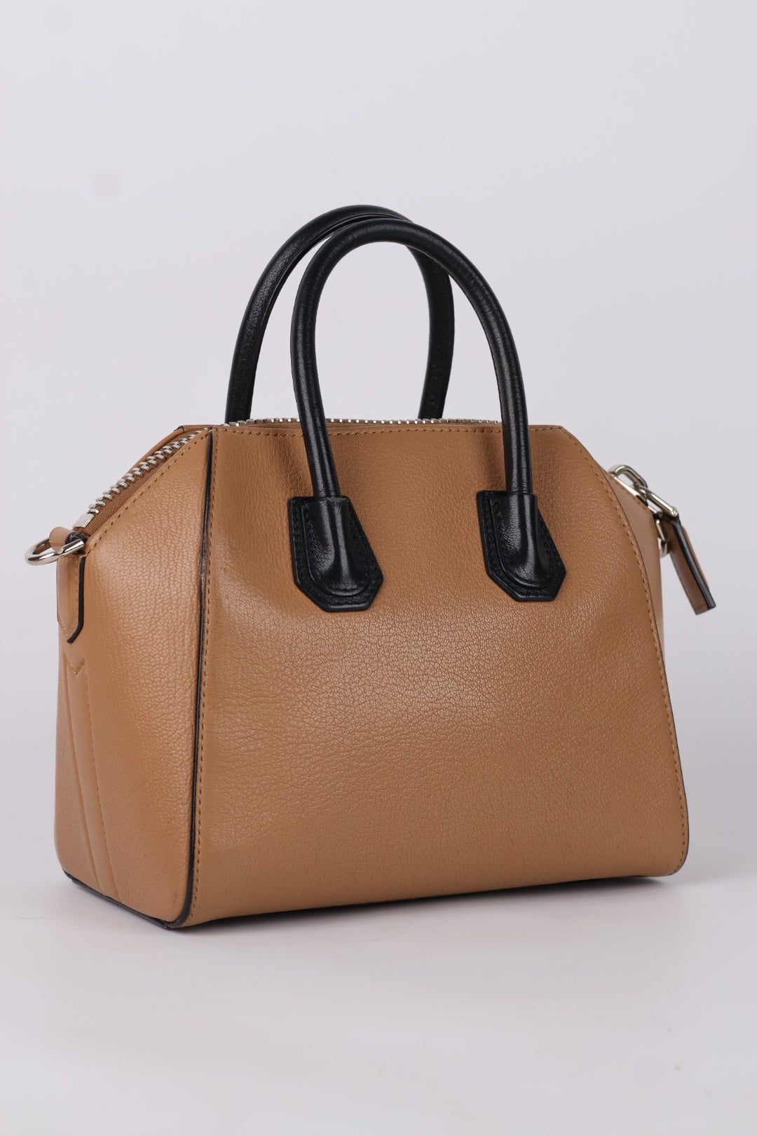 Givenchy Antigona Small in Pelle