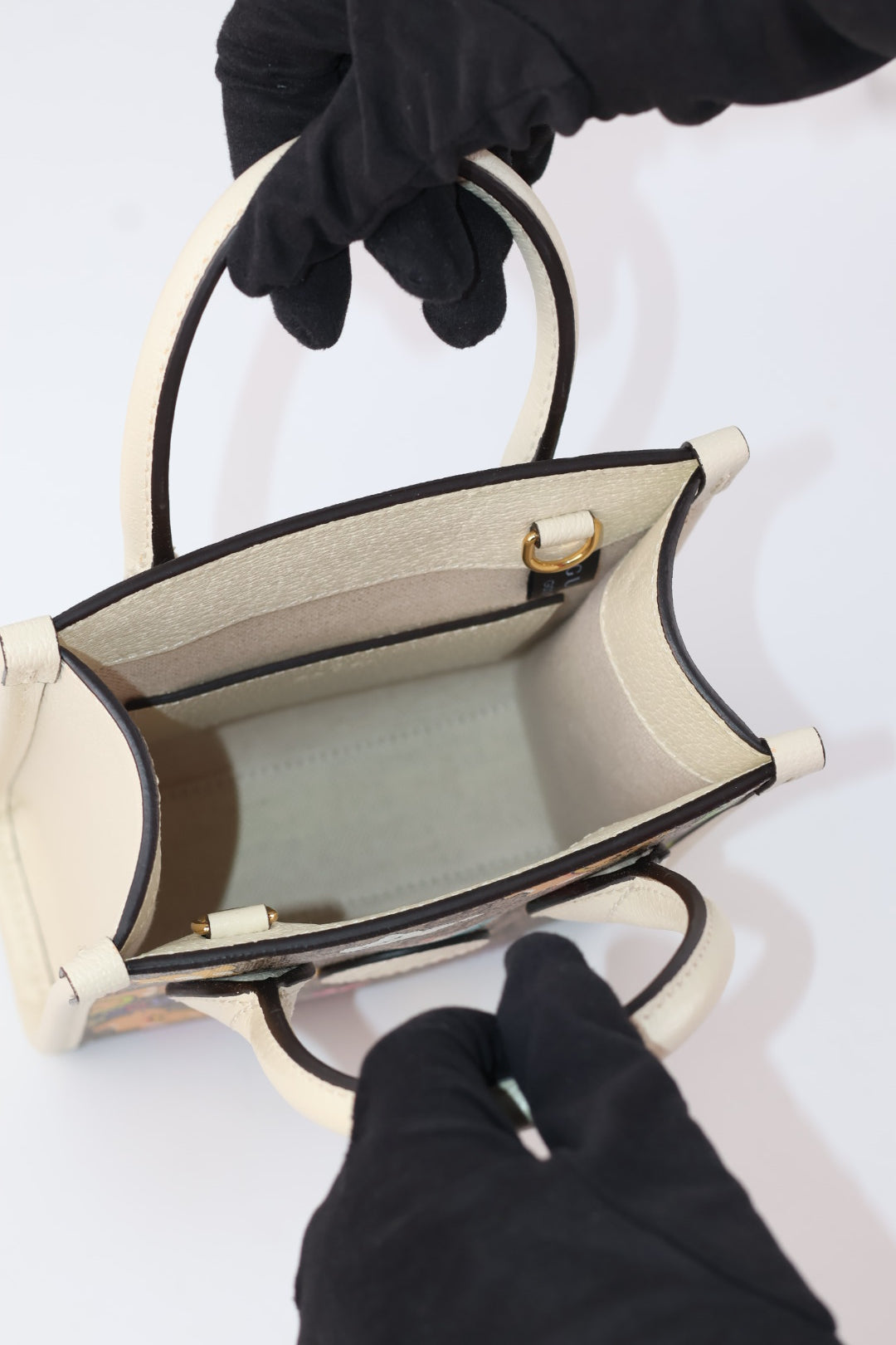 Gucci Mini Tote GG Supreme