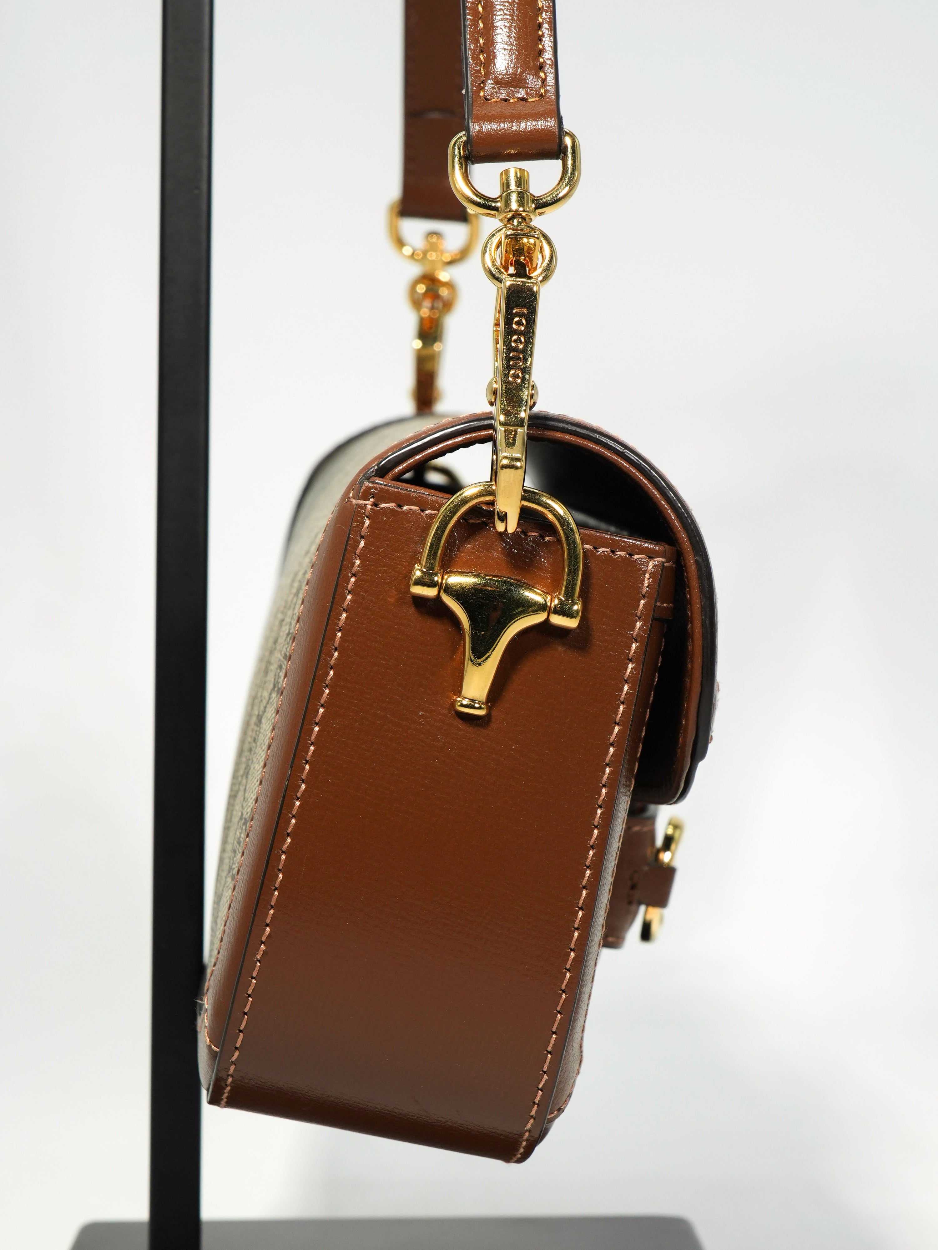 Gucci Horsebit East-West GG Supreme