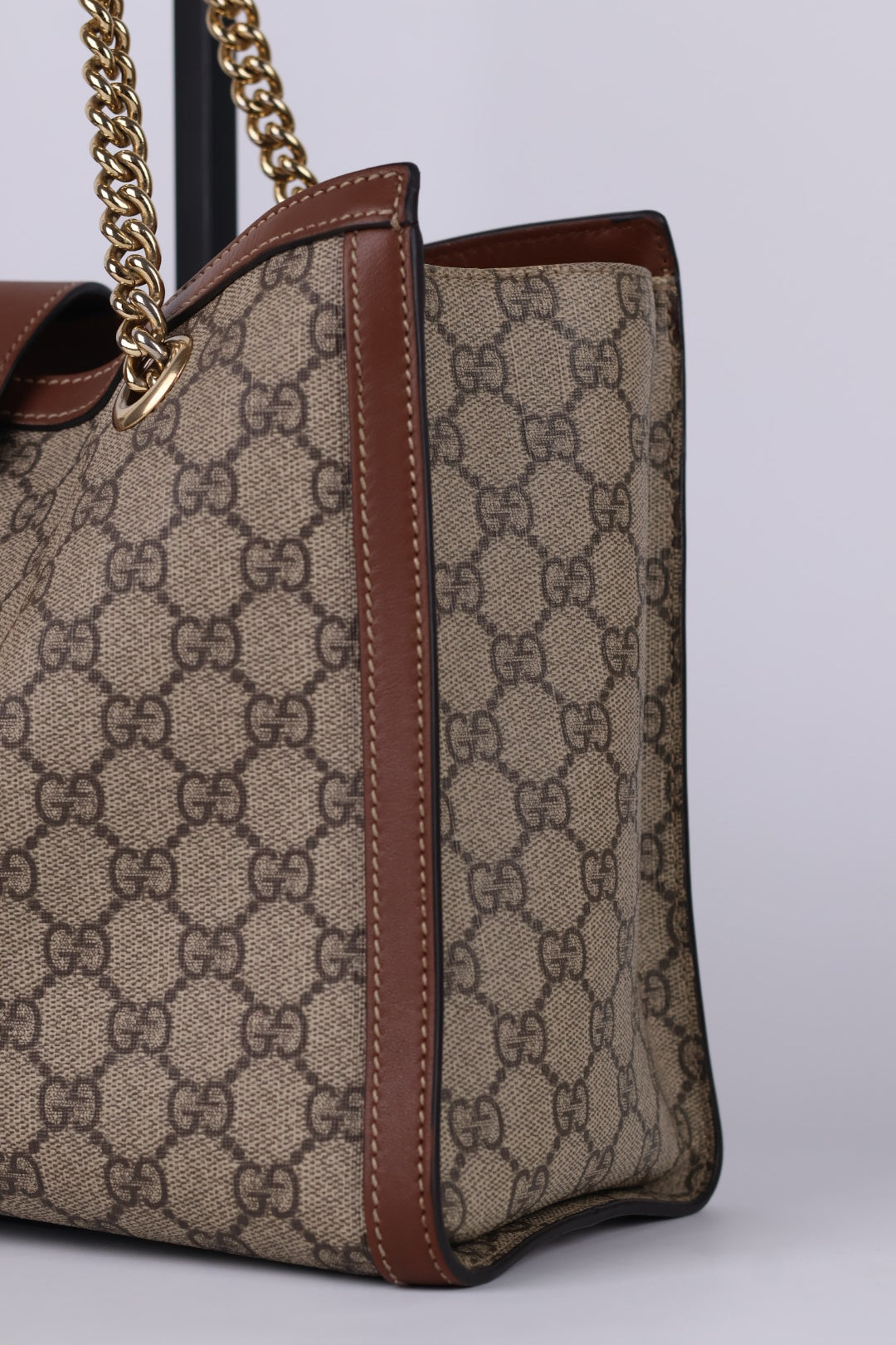 Gucci Padlock Media GG Supreme