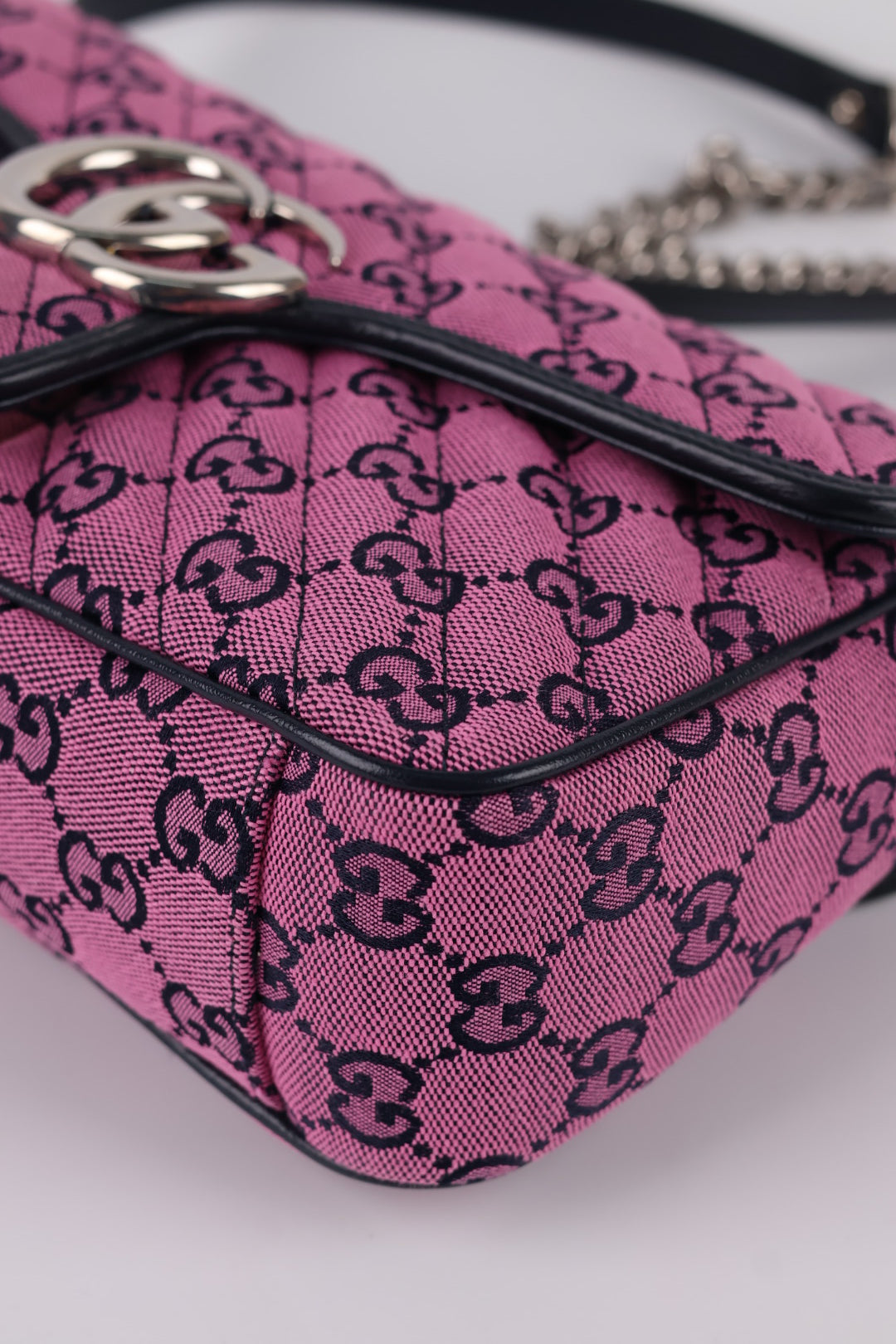 Gucci Marmont Media GG Wave