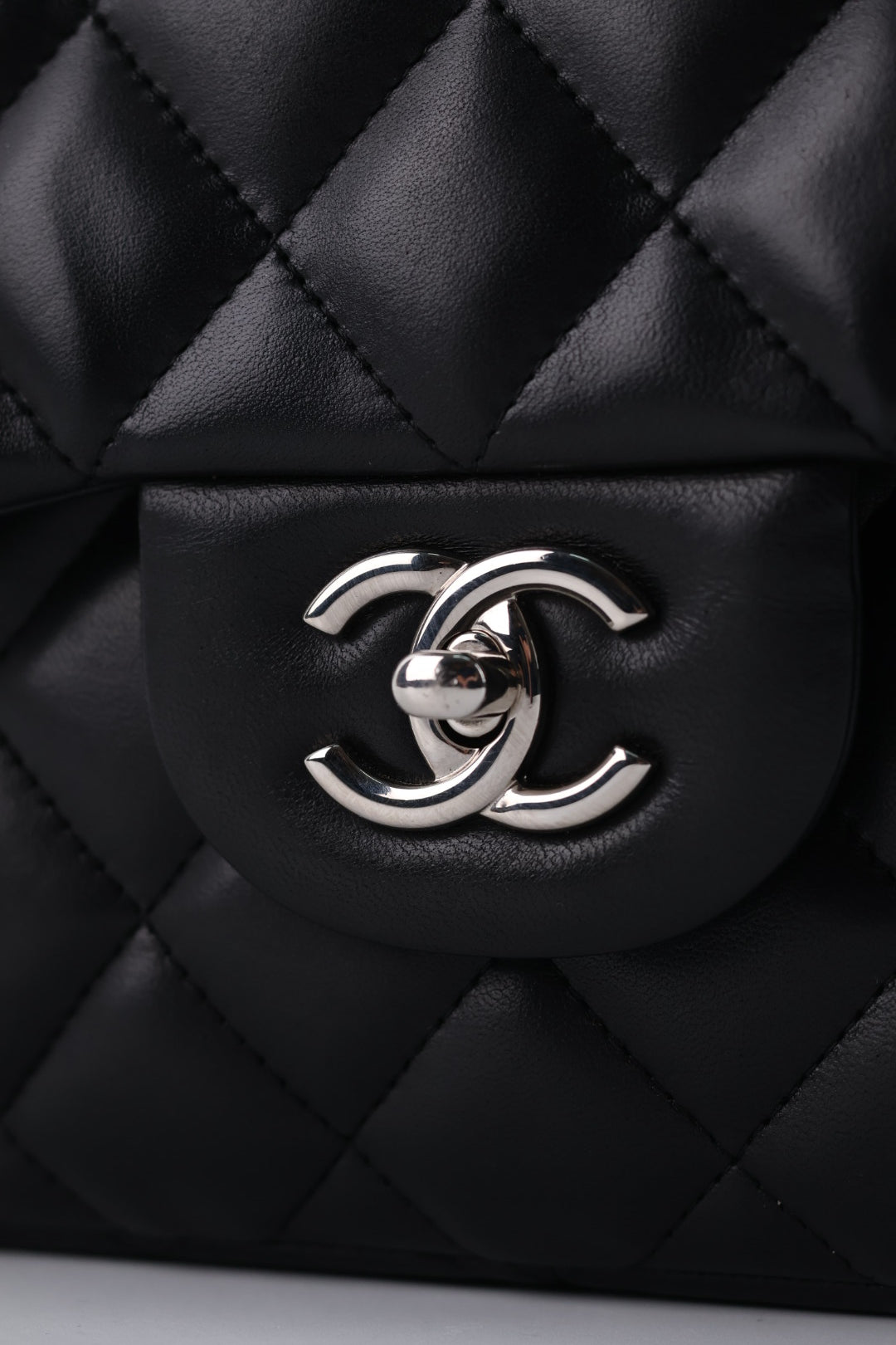 Chanel Timeless Jumbo Double Flap