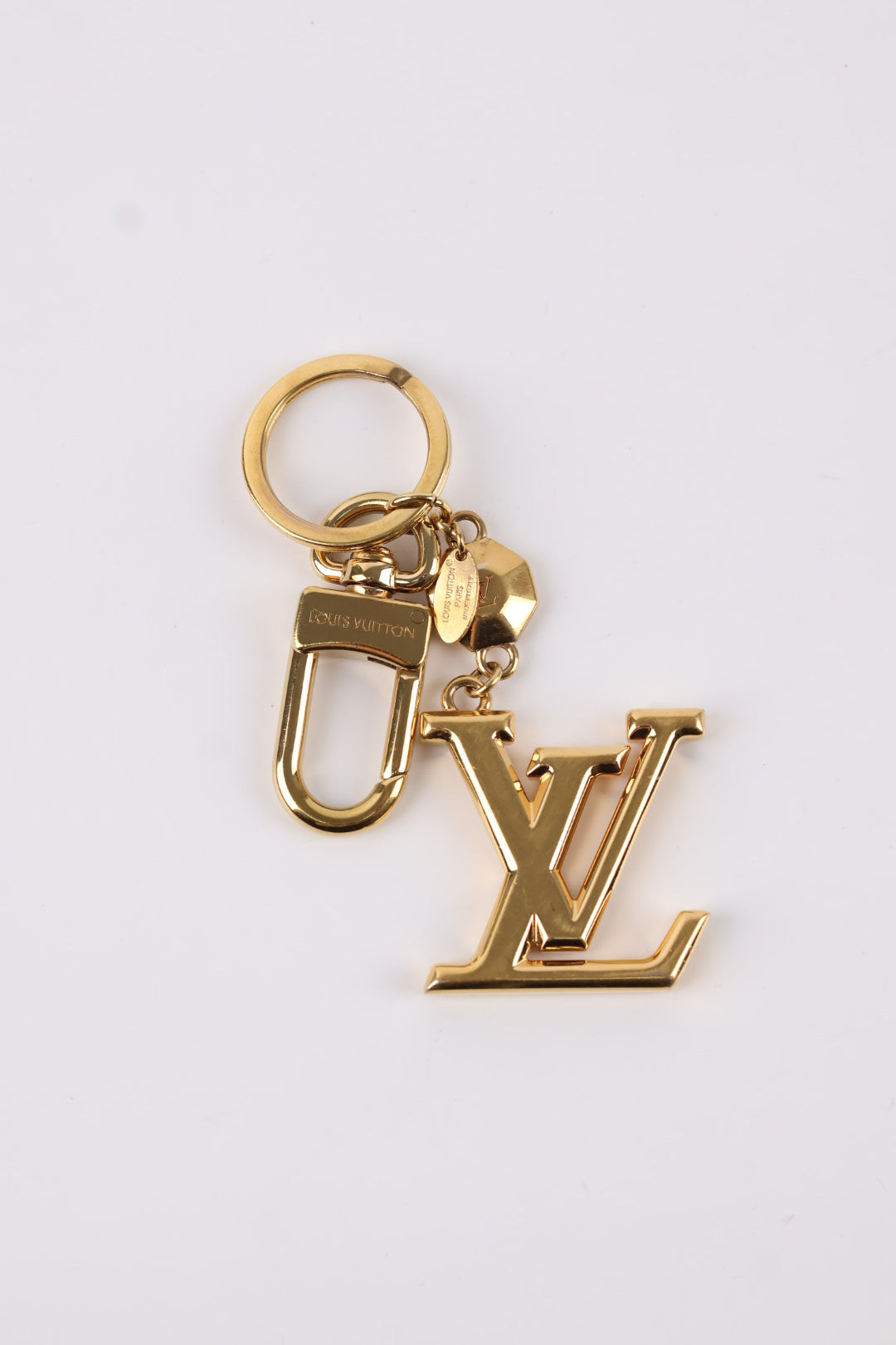 Louis Vuitton Charm LV Facettes  