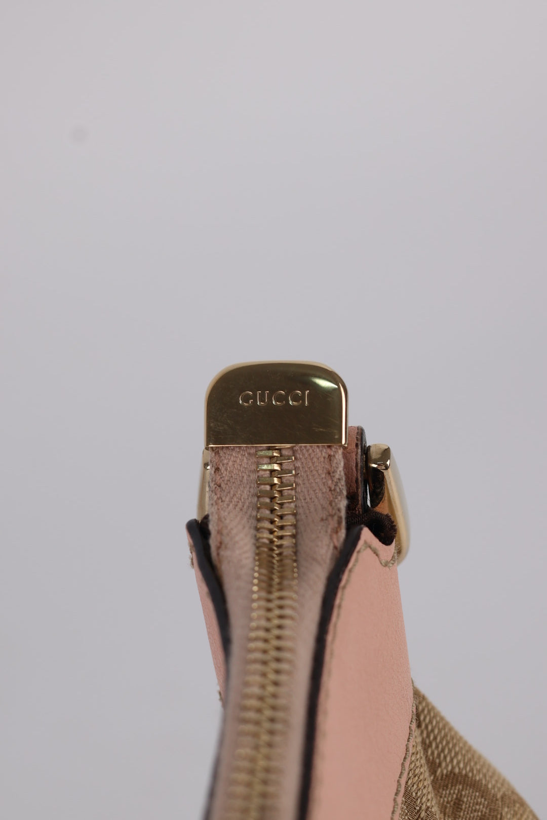 Gucci Tracolla D Ring GG Wave