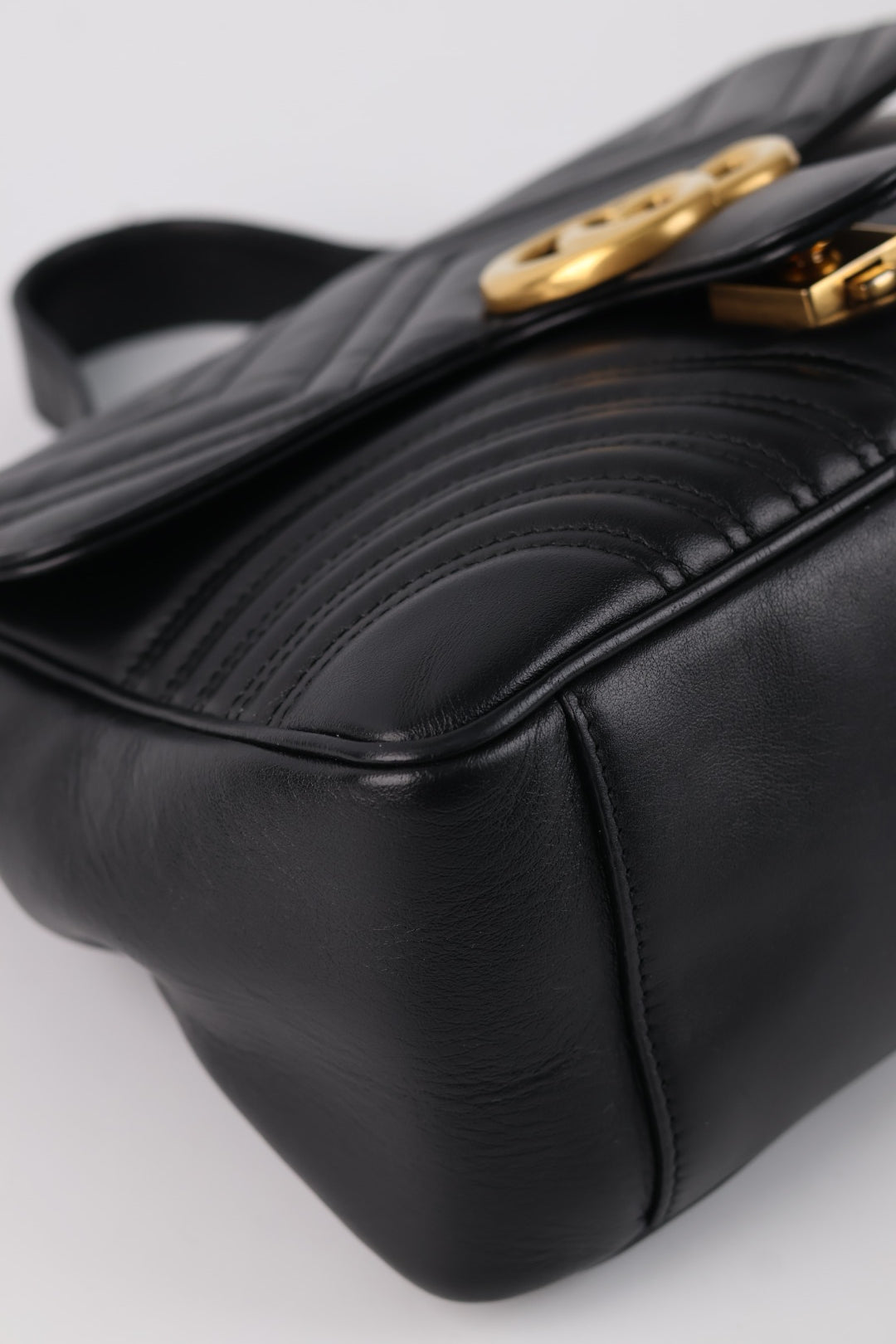 Gucci GG Marmont Handle Media