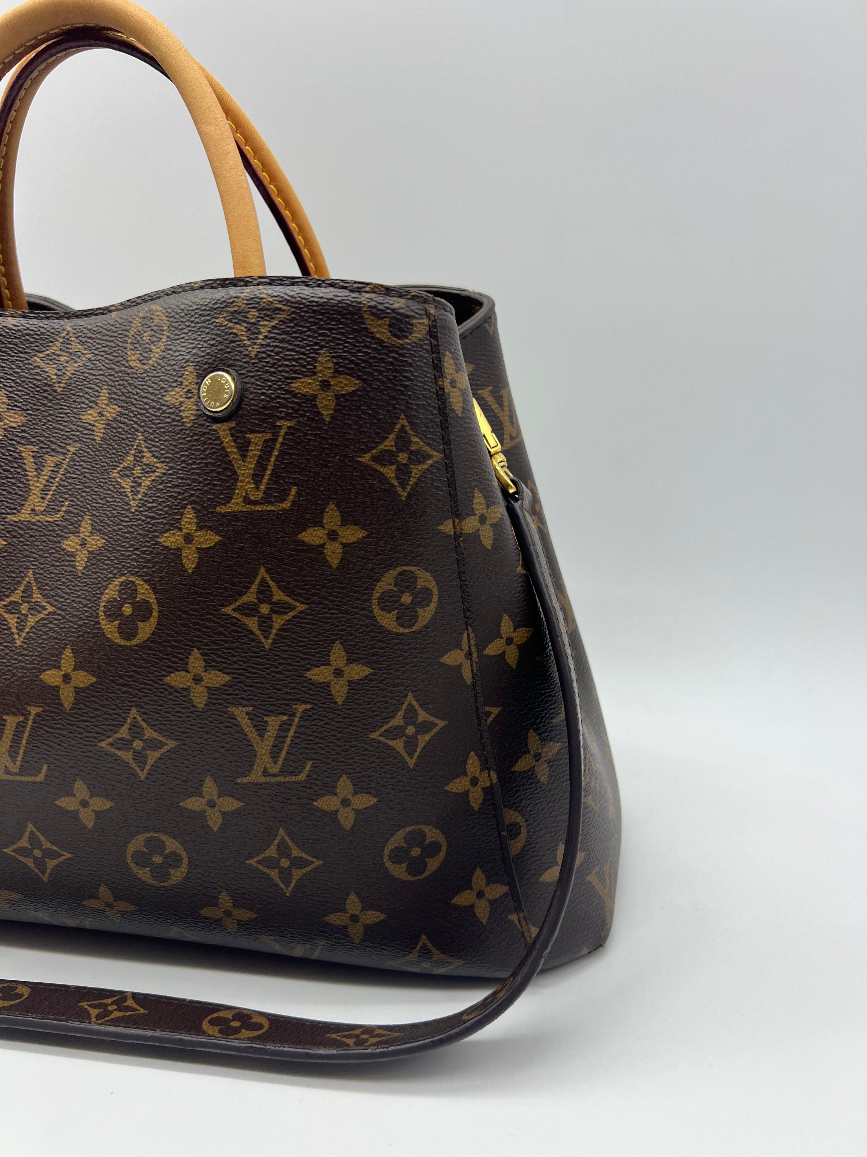 Louis Vuitton Montaigne MM Monogram