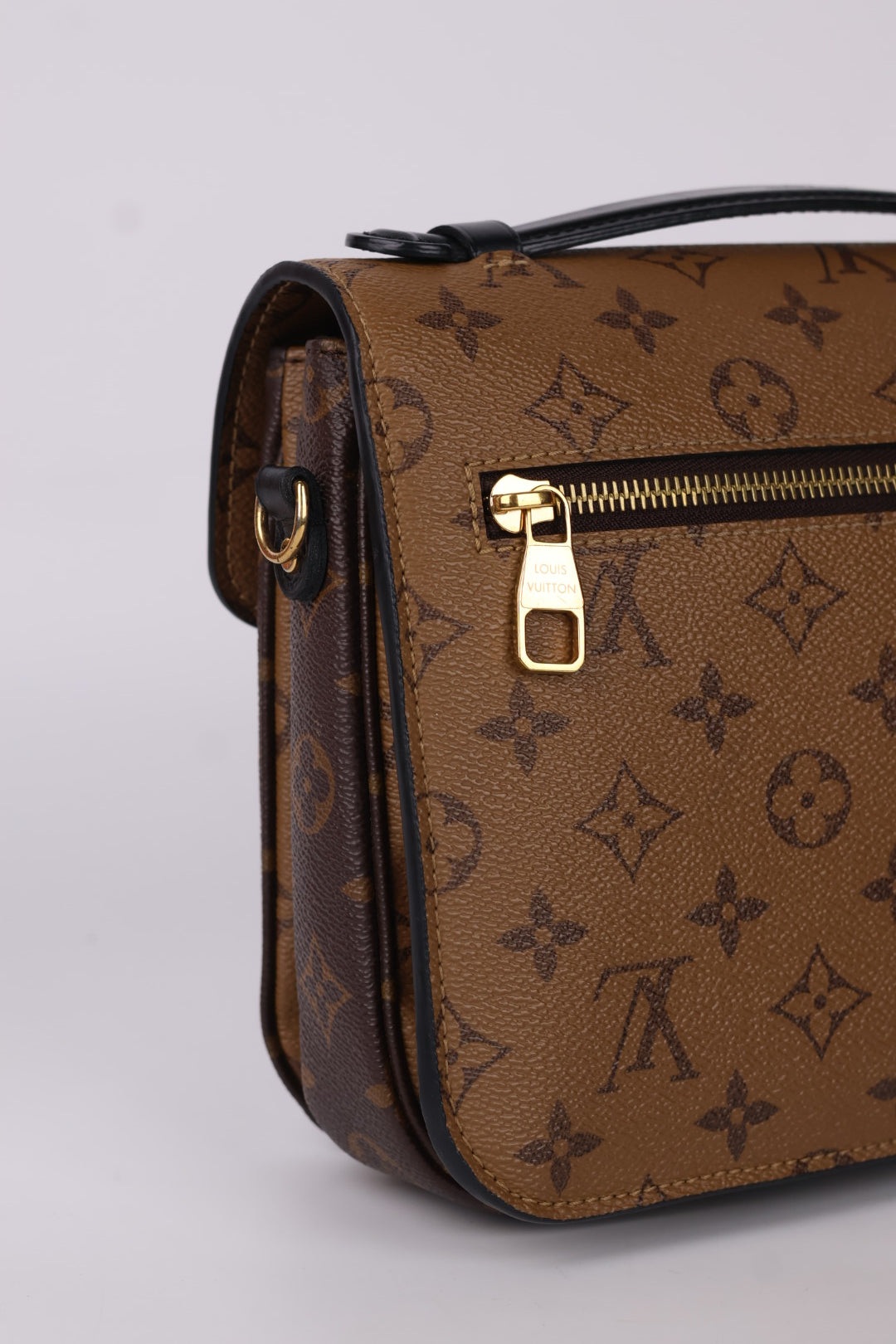 Louis Vuitton Métis Reverse