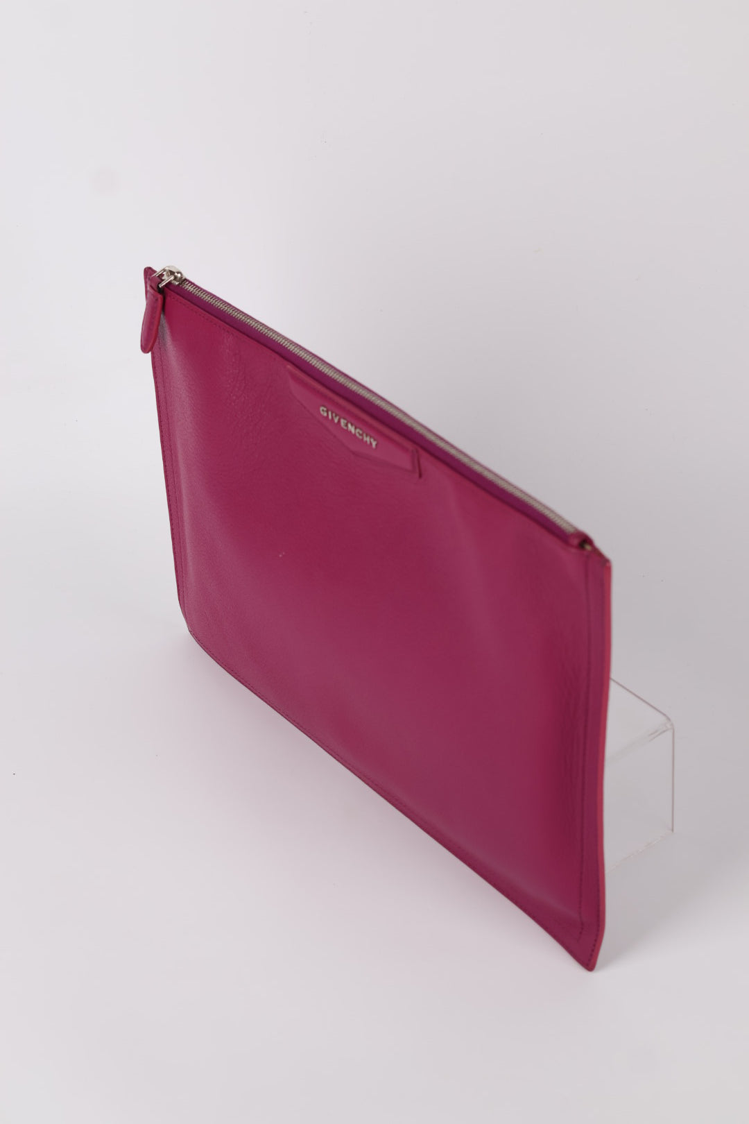 Givenchy Antigona Pochette