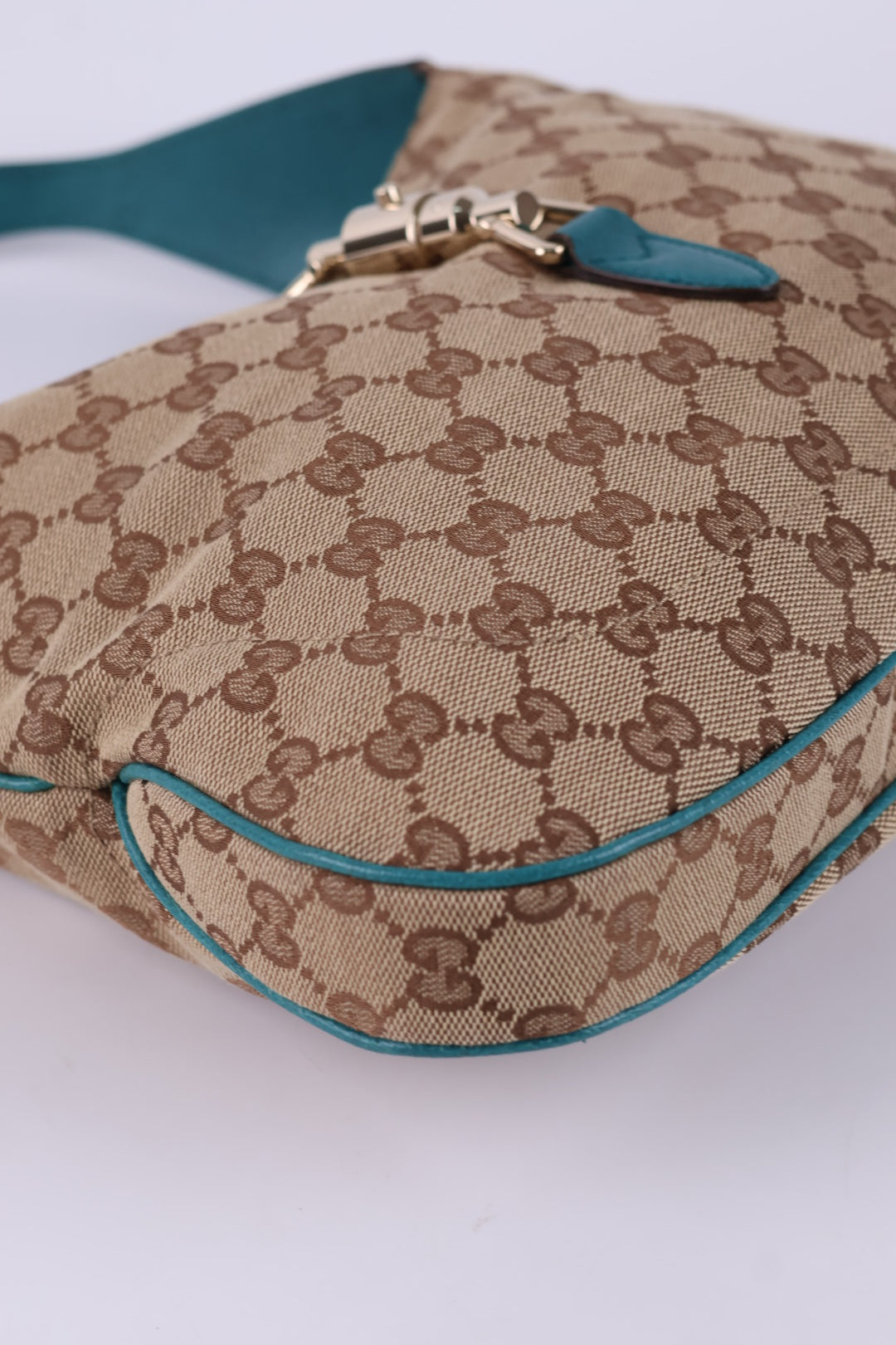 Gucci Jackie GG Wave