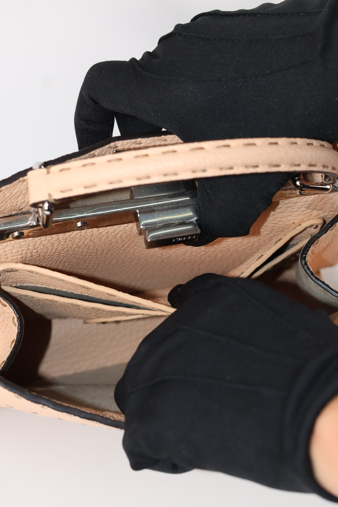 Fendi Peekaboo Small Iseeu Selleria