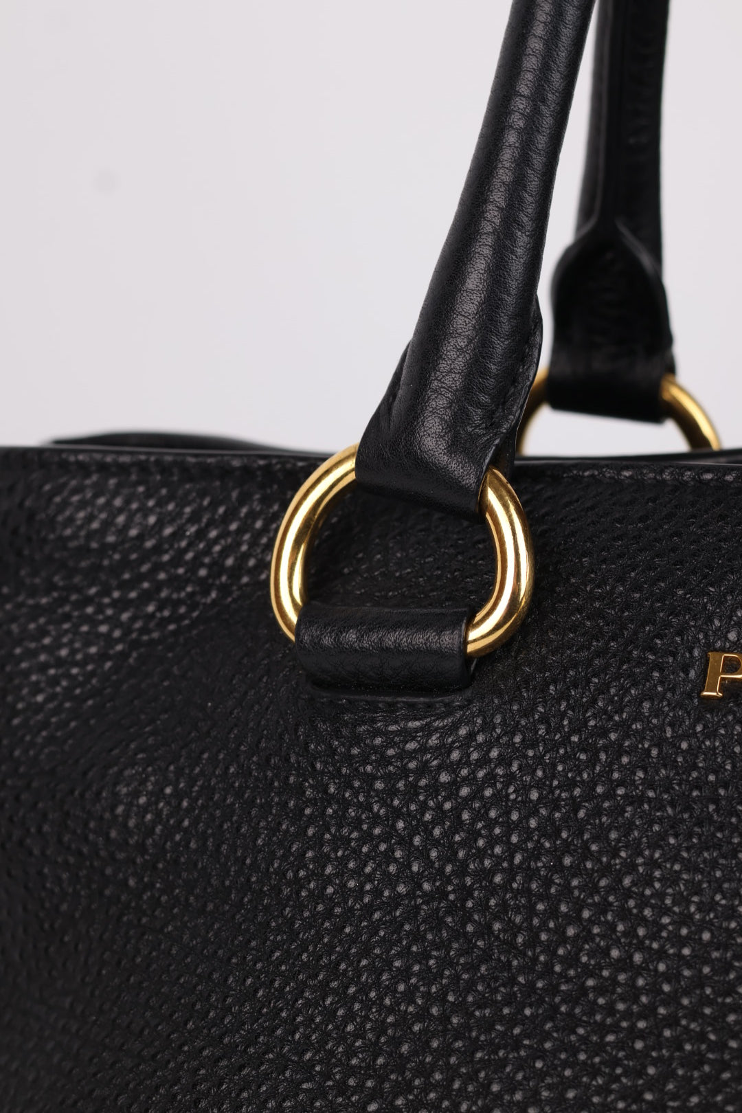 Prada Tote in Pelle Martellata