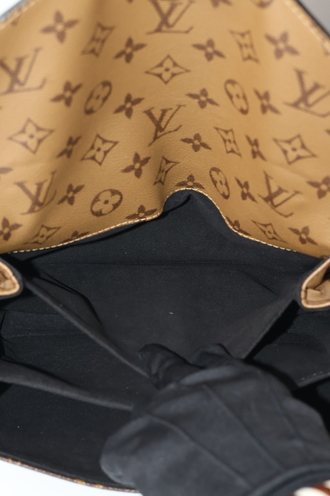 Louis Vuitton Métis Reverse