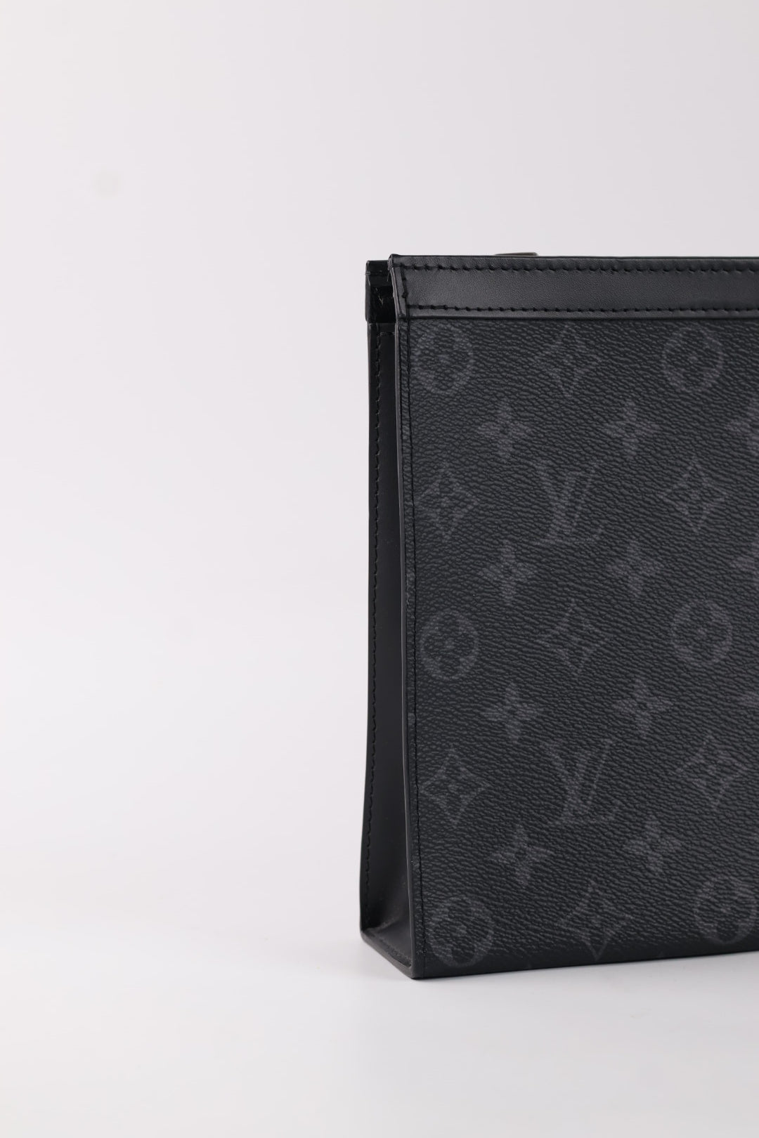 Louis Vuitton Pochette Voyage MM