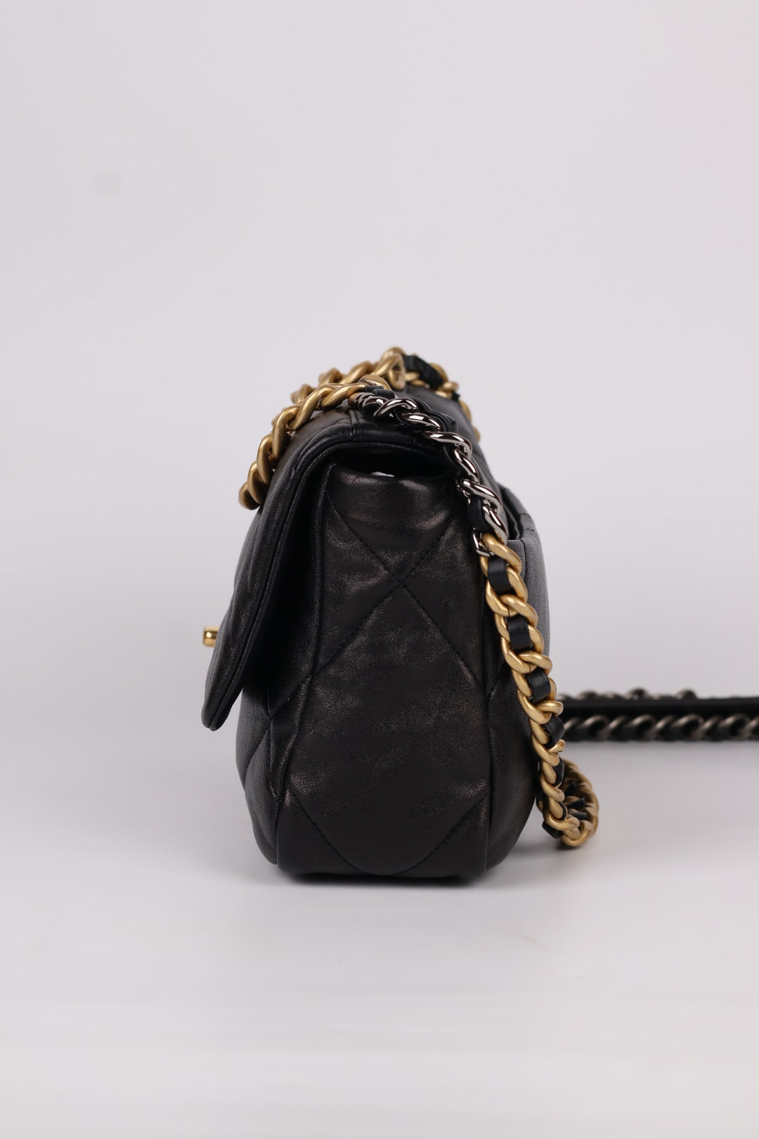Chanel 19 in Pelle d’Agnello