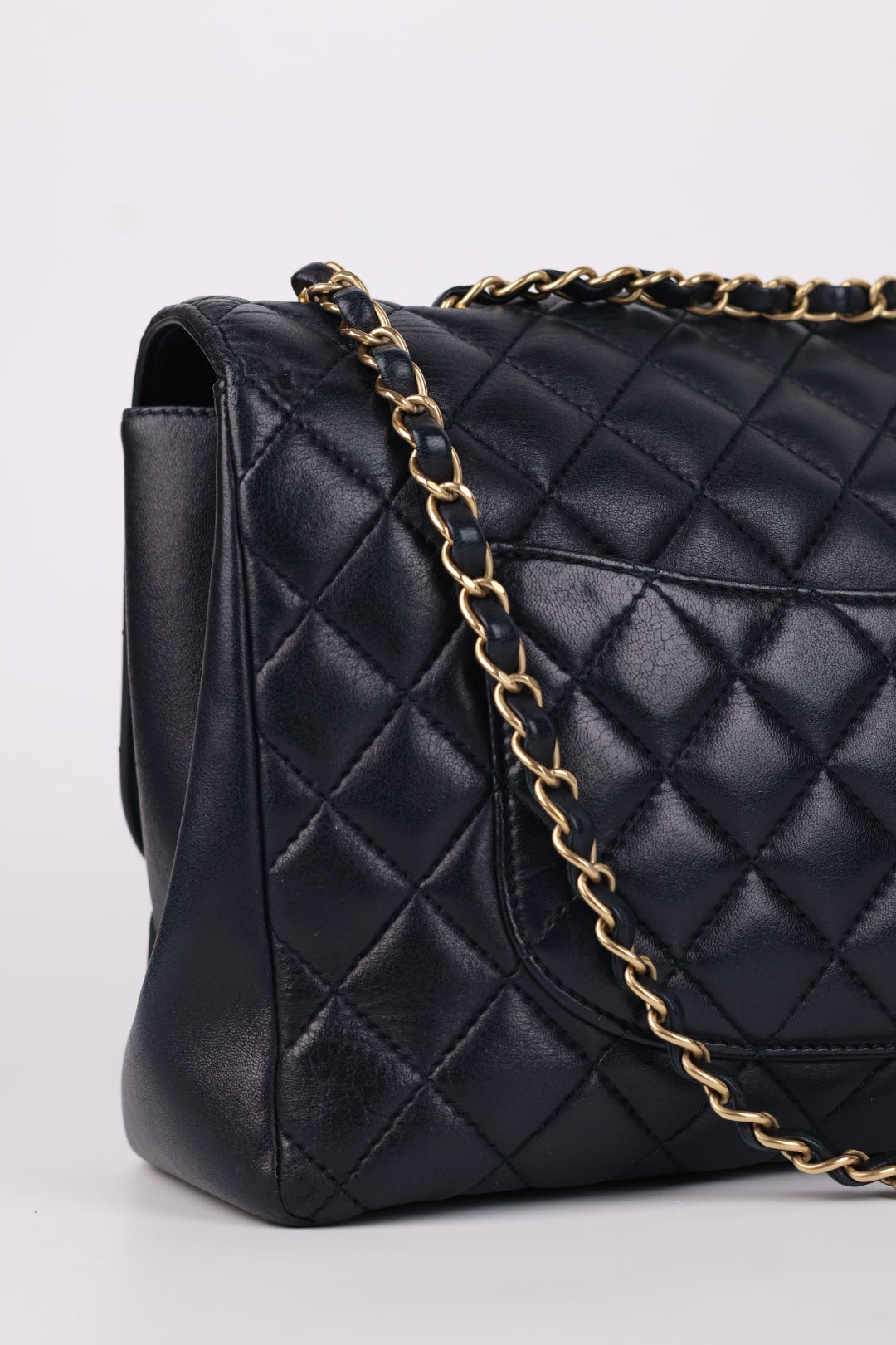 Chanel Madamoiselle Grande Matelassé