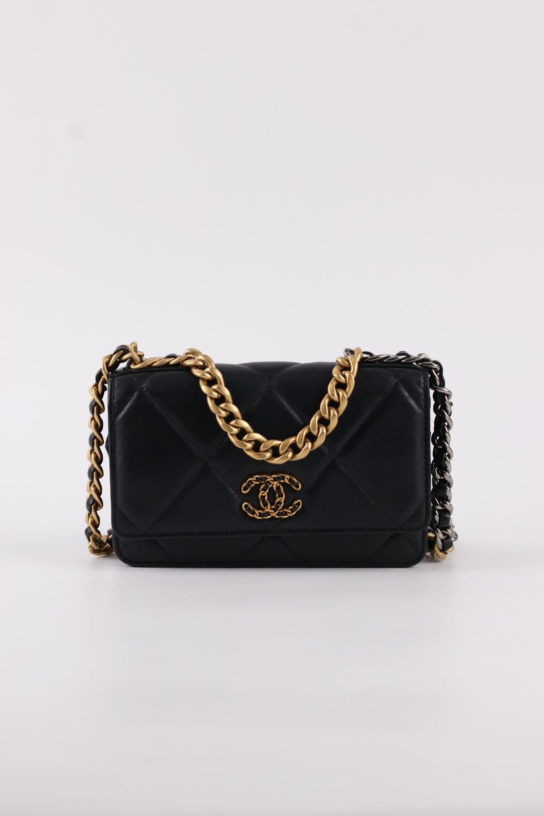 Chanel Woc 19 in Pelle