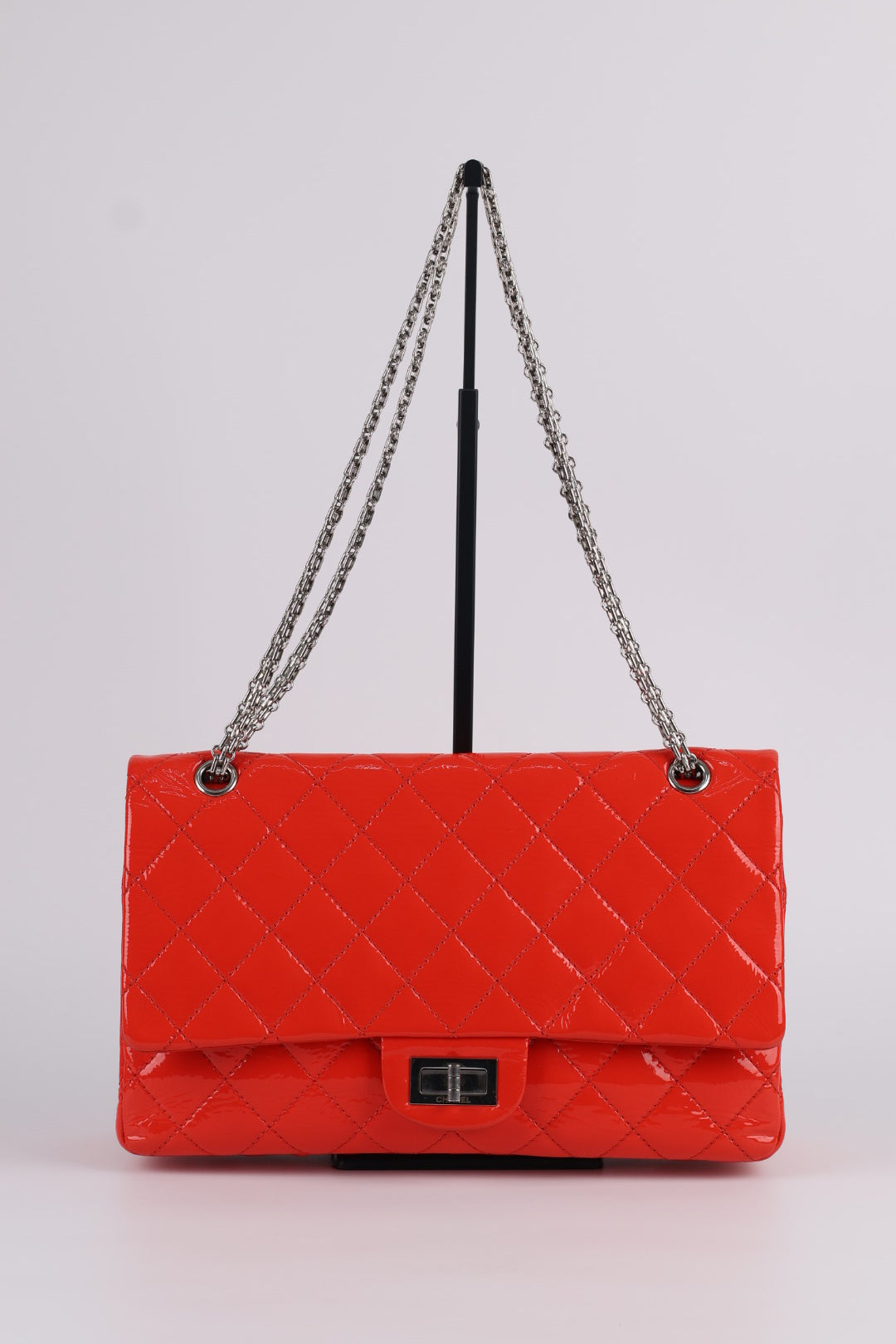 Chanel 2.55 Reissue Grande Vernis