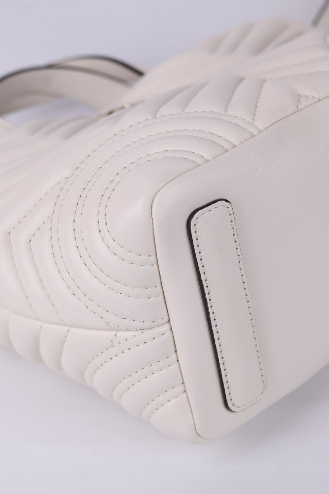 Gucci Betty Piccola in Pelle