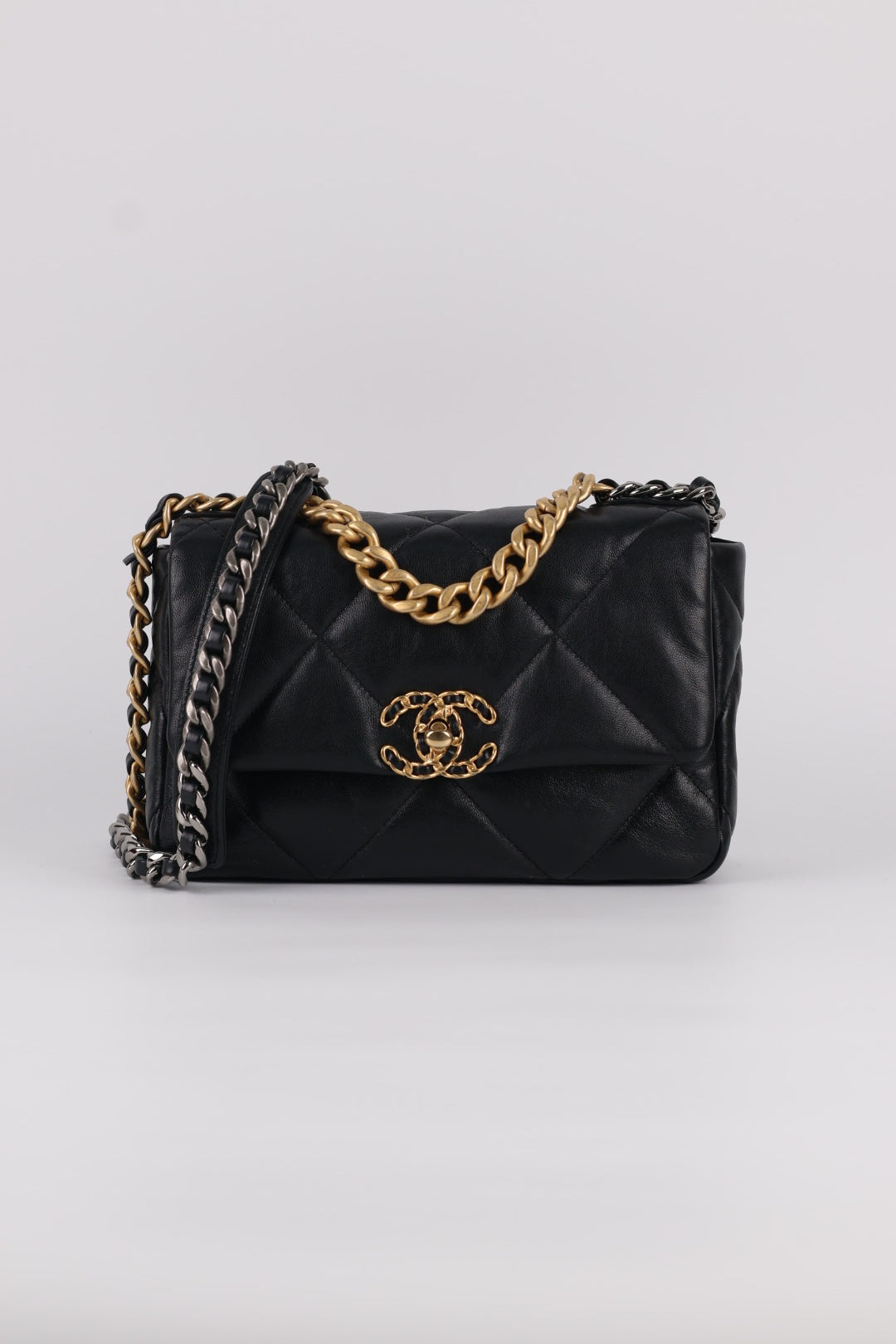 Chanel 19 in Pelle d’Agnello